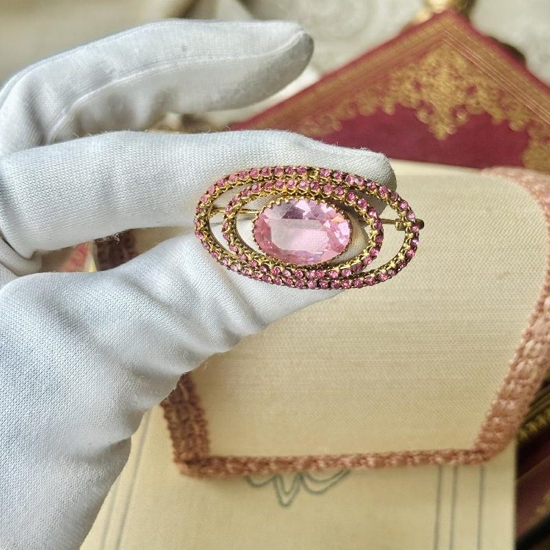 Vintage C.a. 1940s Czechoslovakian Pink Glass Oval Collar Brooch (NZ086)