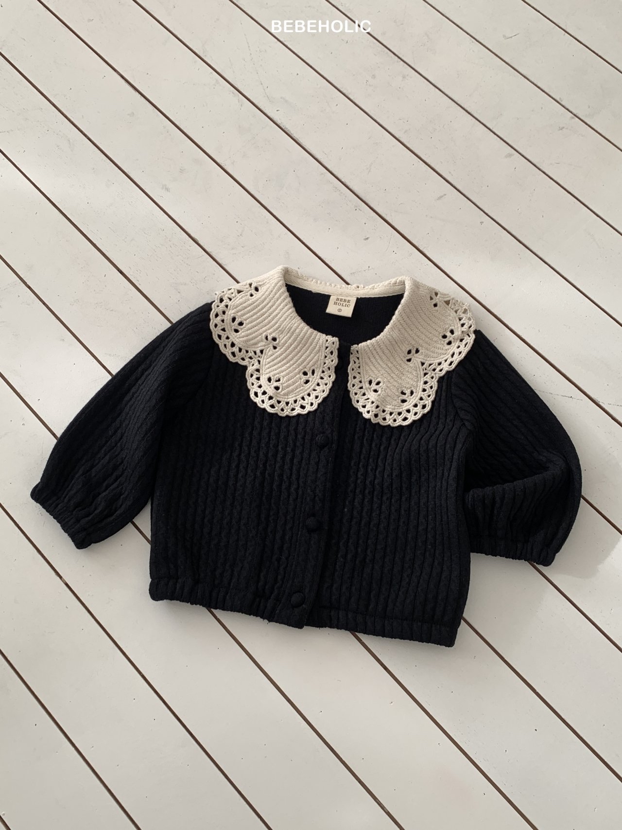 🌸預訂 韓國直送🌸🇰🇷BEBEHOLIC兩色蕾絲花邊翻領開襟外套