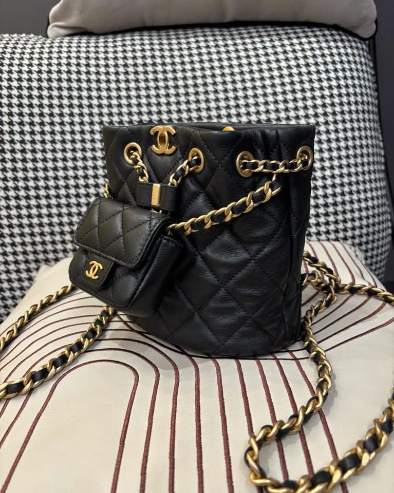 Chanel mini backpack AS3947 黑金迷你背囊 100%Authentic,98%new  ✅晶片✅Dust bag✅box