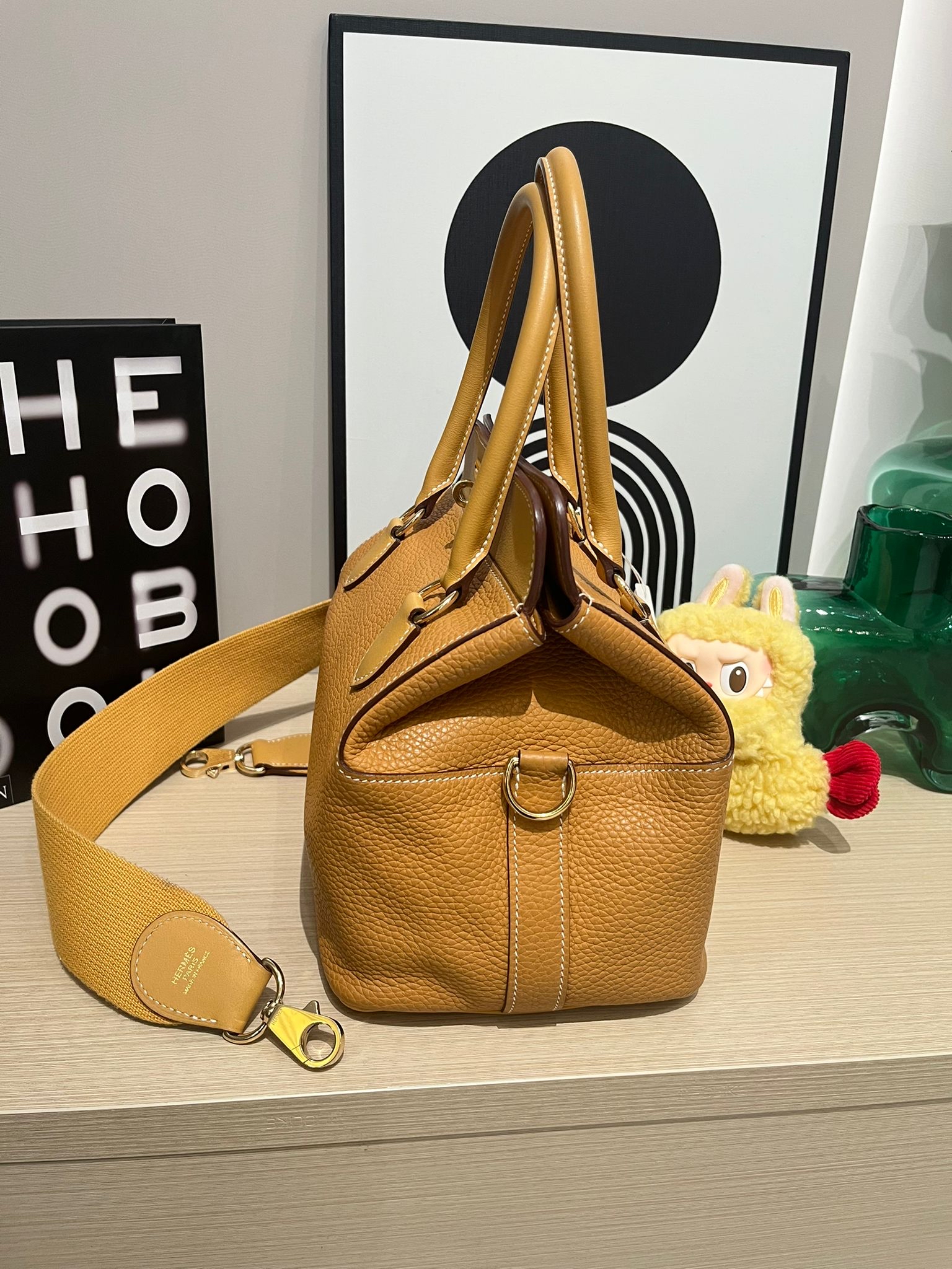 Hermes Toolbox 20 Stamp Y 芝麻色金扣 100%Authentic, 95%New ✅Dust bag ✅Box