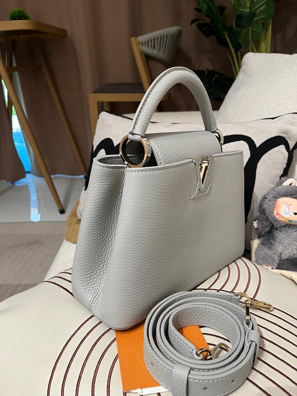全新 LV capucines BB 100%Authentic, Brand New ✅收據✅Dust bag✅Box