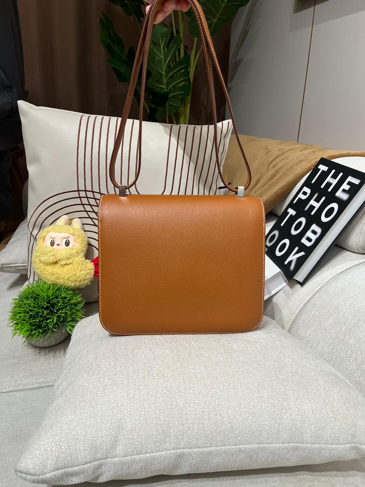 HERMES CONSTANCE 24, STAMP Z GOLD 銀扣，EPSOM牛皮，原裝貼 100%Authentic ,98%new ✅dust bag ✅box 