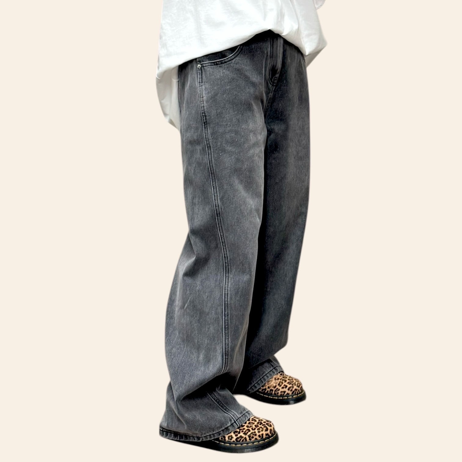 221046 洗水直腳牛仔褲