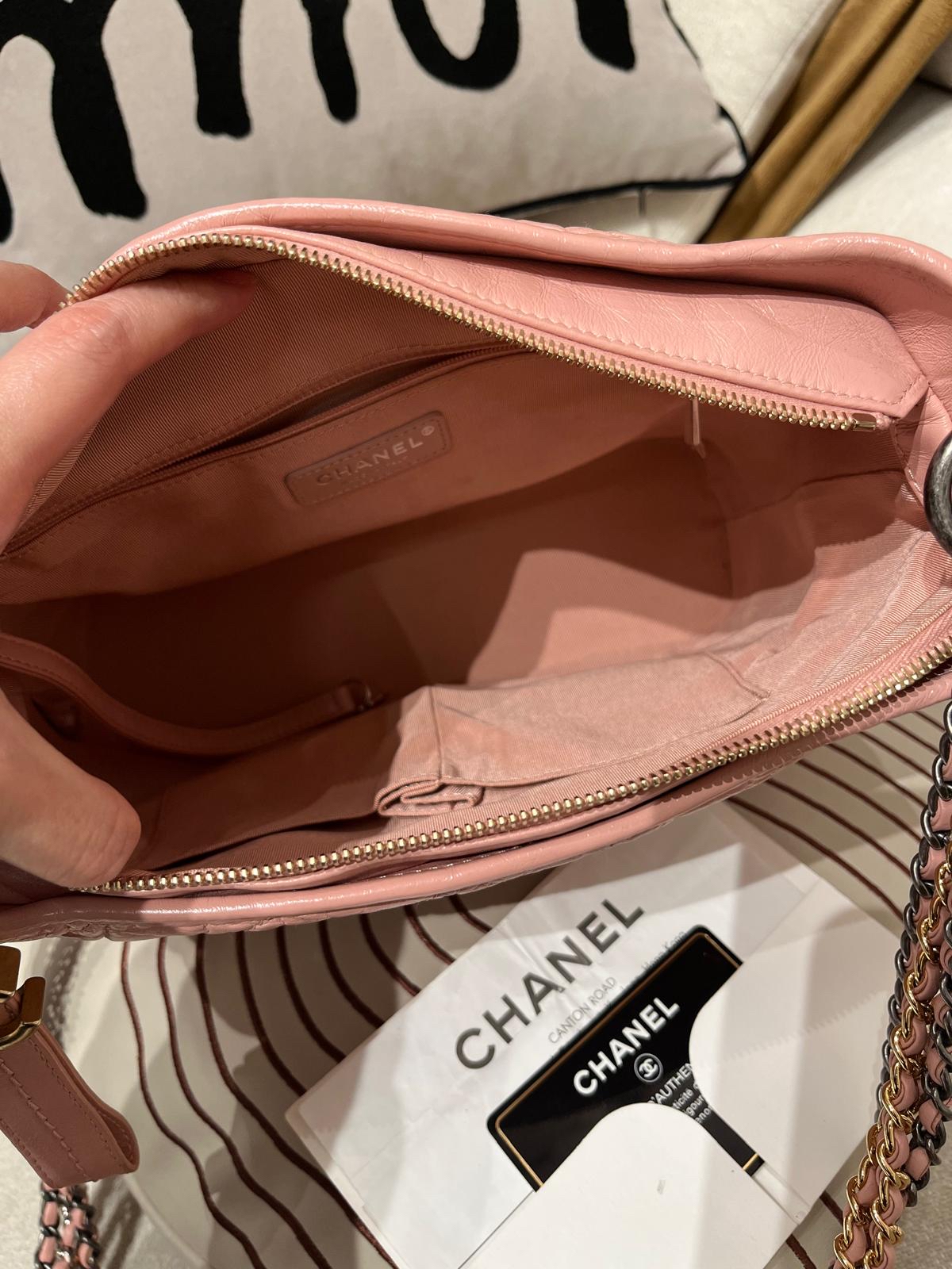 Chanel gabrielle hobo medium 100%Authentic , 96%new ✅收據 ✅card ✅dust bag 