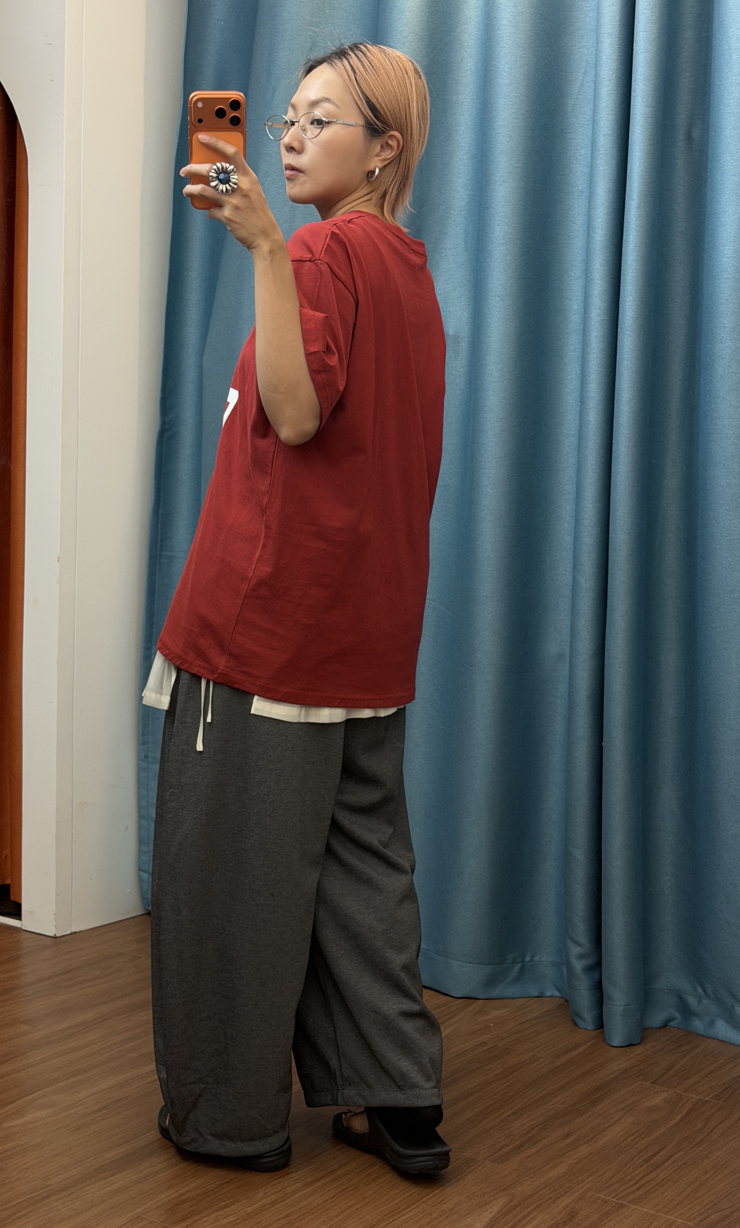 灰黑色寬鬆彈性闊腿褲
