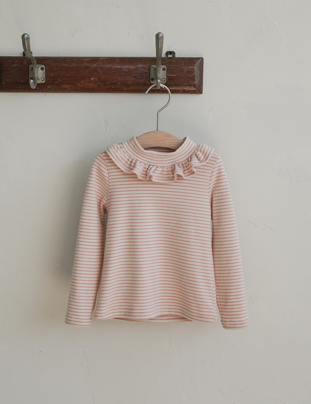 FLO | Wings stripe T-shirt