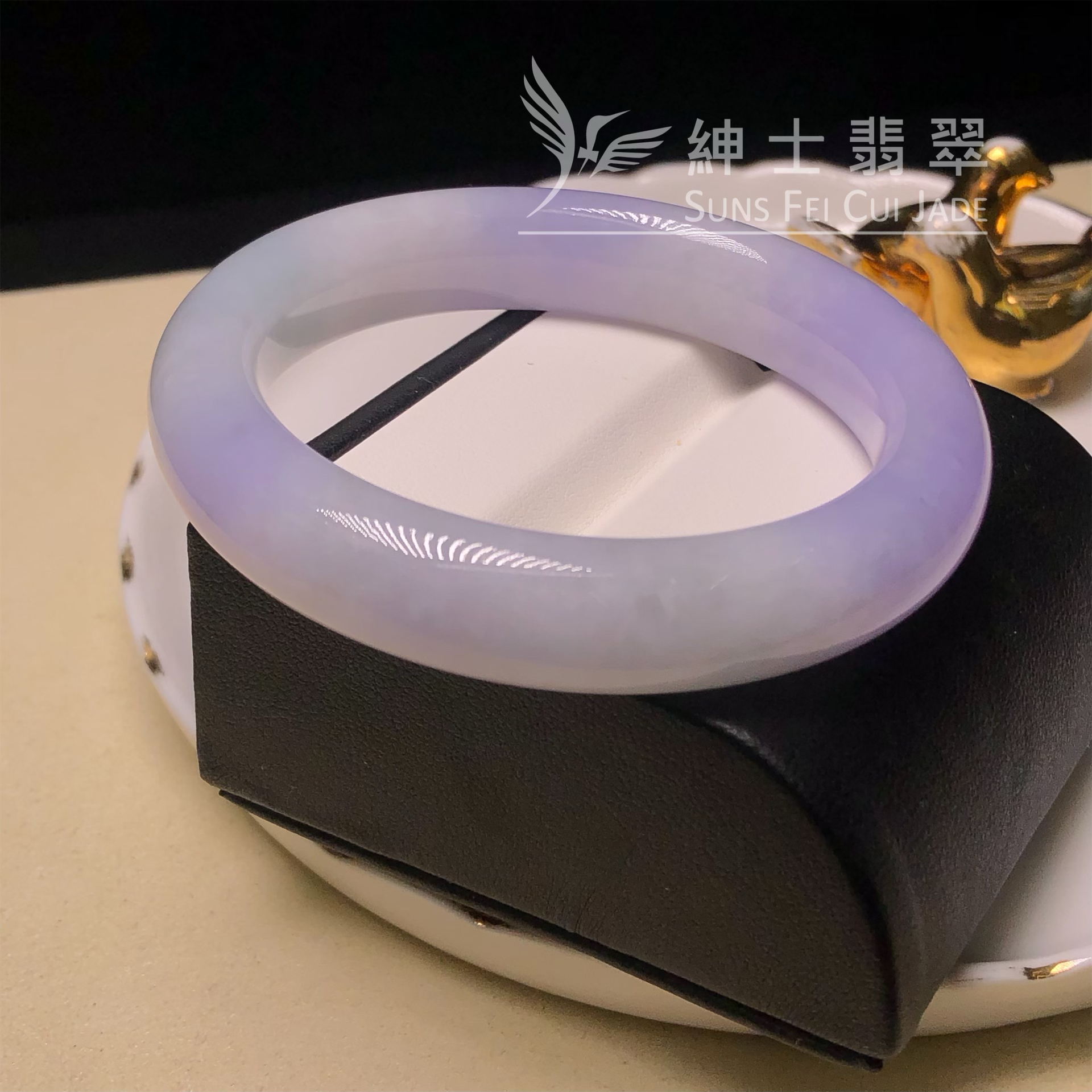 C05561 會卡茄紫春彩福鐲49.6mm