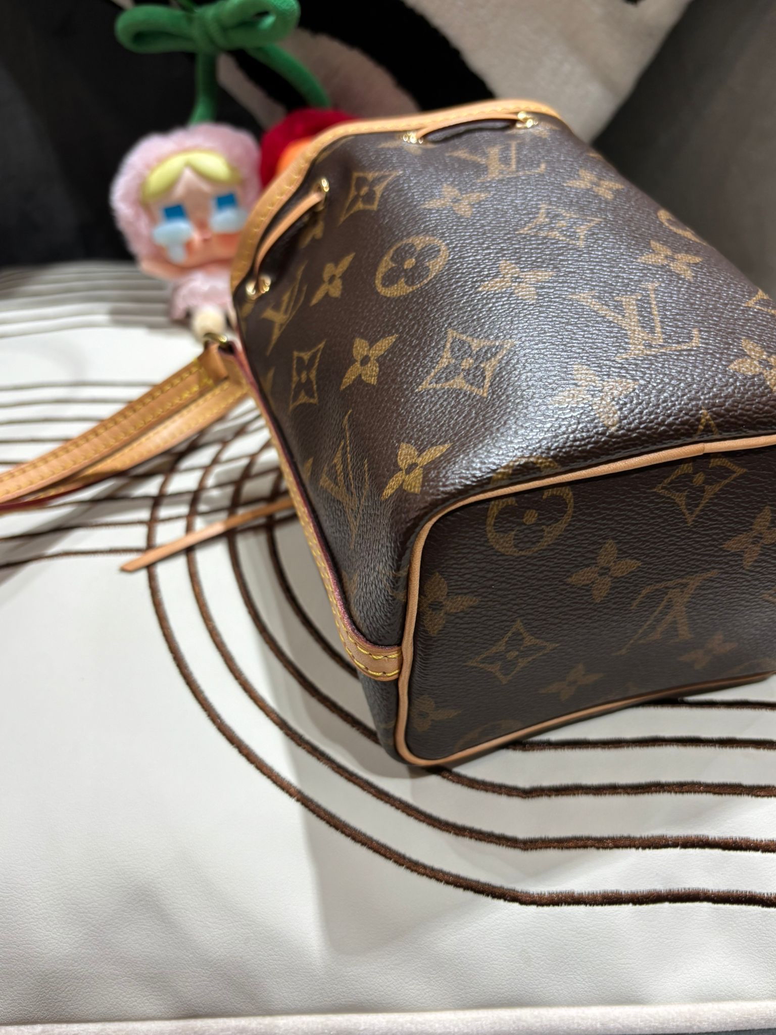Lv NANO NOE monogram bucket Shoulder Bag M41346 100%Authentic ,98%new ✅dust bag 