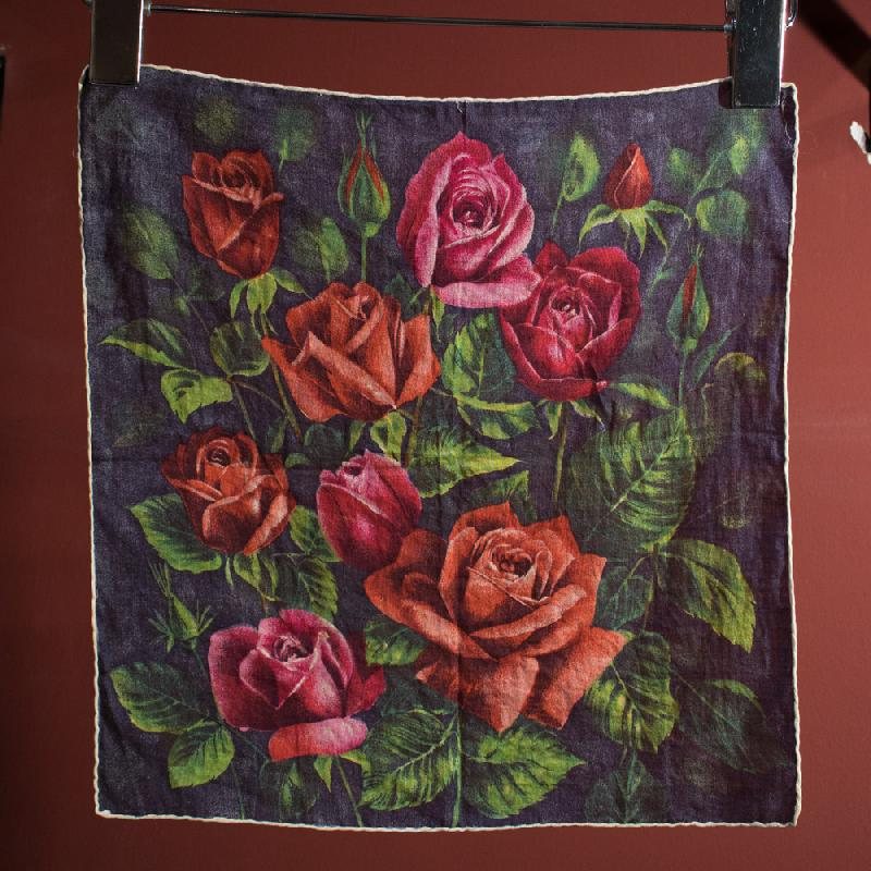 C.a. 1960s German Romantic Rose Print Handkerchief (EV387) (R)