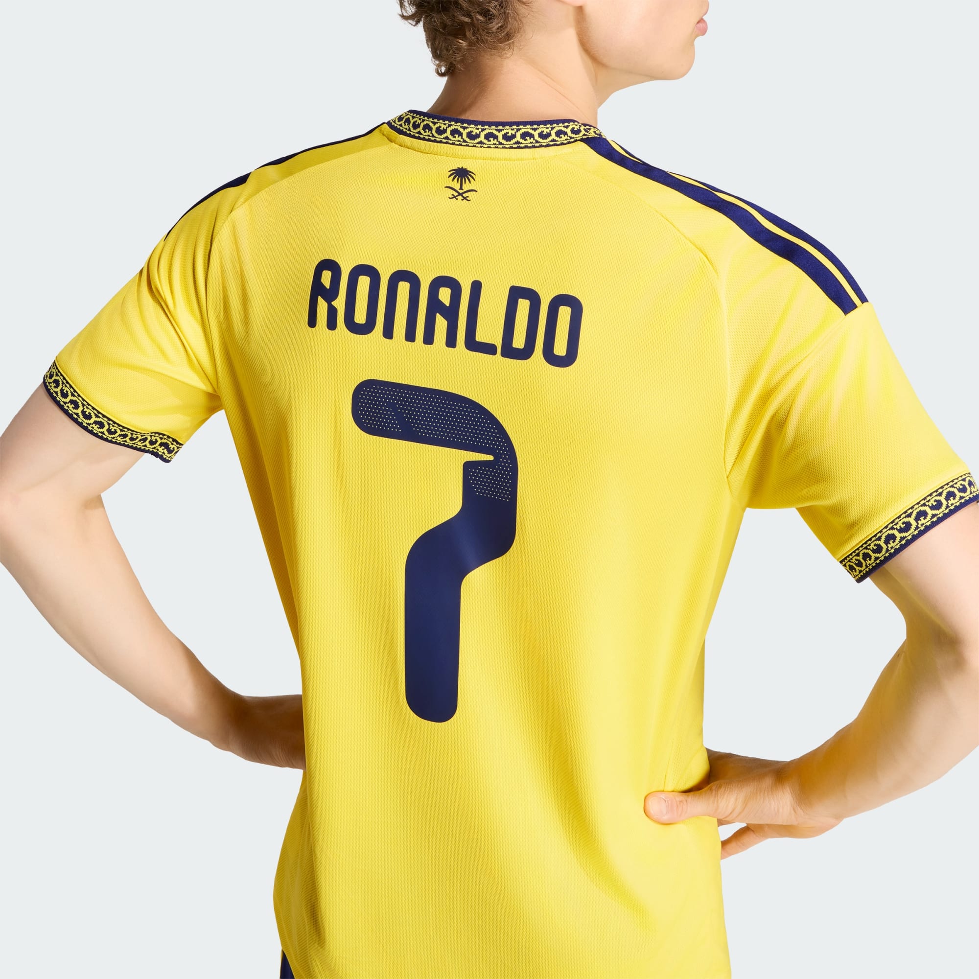 📧郵票意象圖紋 Adidas Al-Nassr 艾納斯 2026-27 主場球迷版球衣連RONALDO印字 KB2014