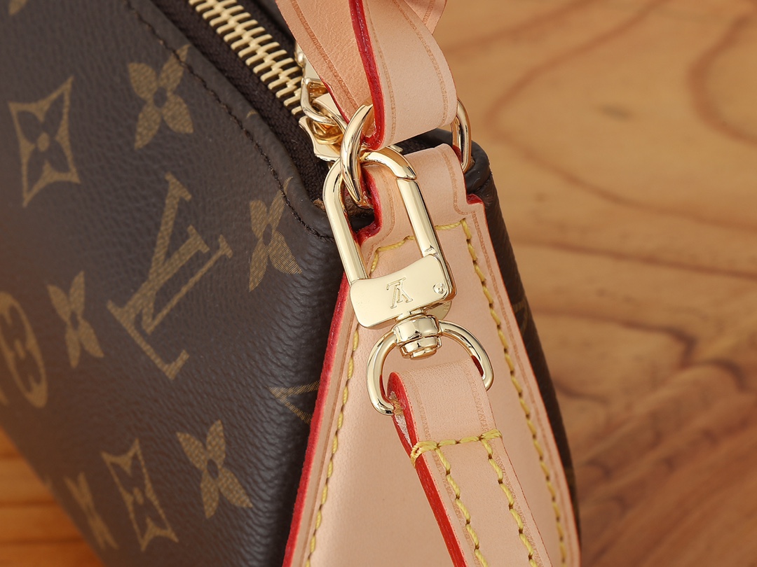 LV Louis Vuitton Pochette Tirette