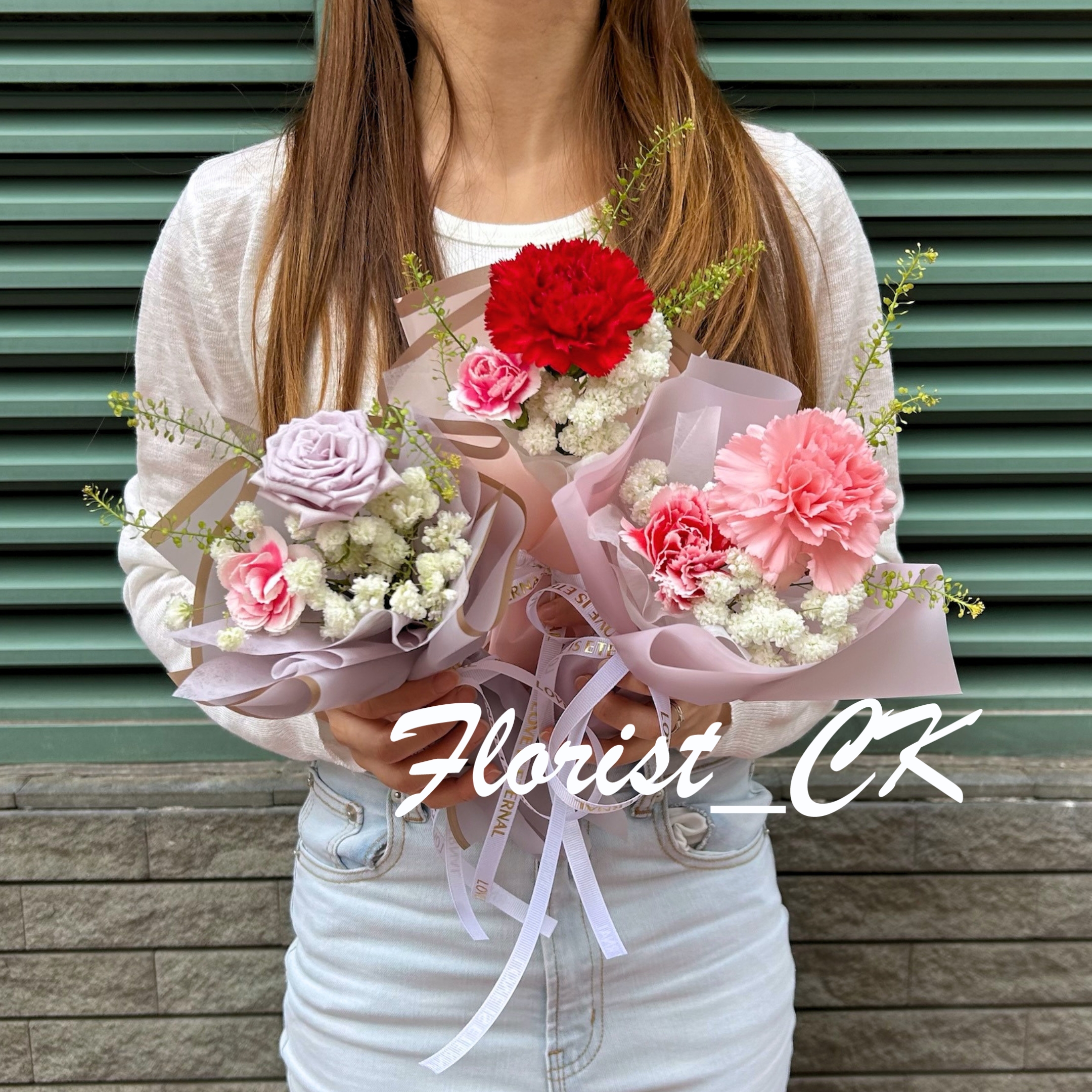 【2026 母親節推介】Luminary Petite｜迷你康乃馨玫瑰鮮花小花束  (預訂款，只限5月4日至10日限量供應)