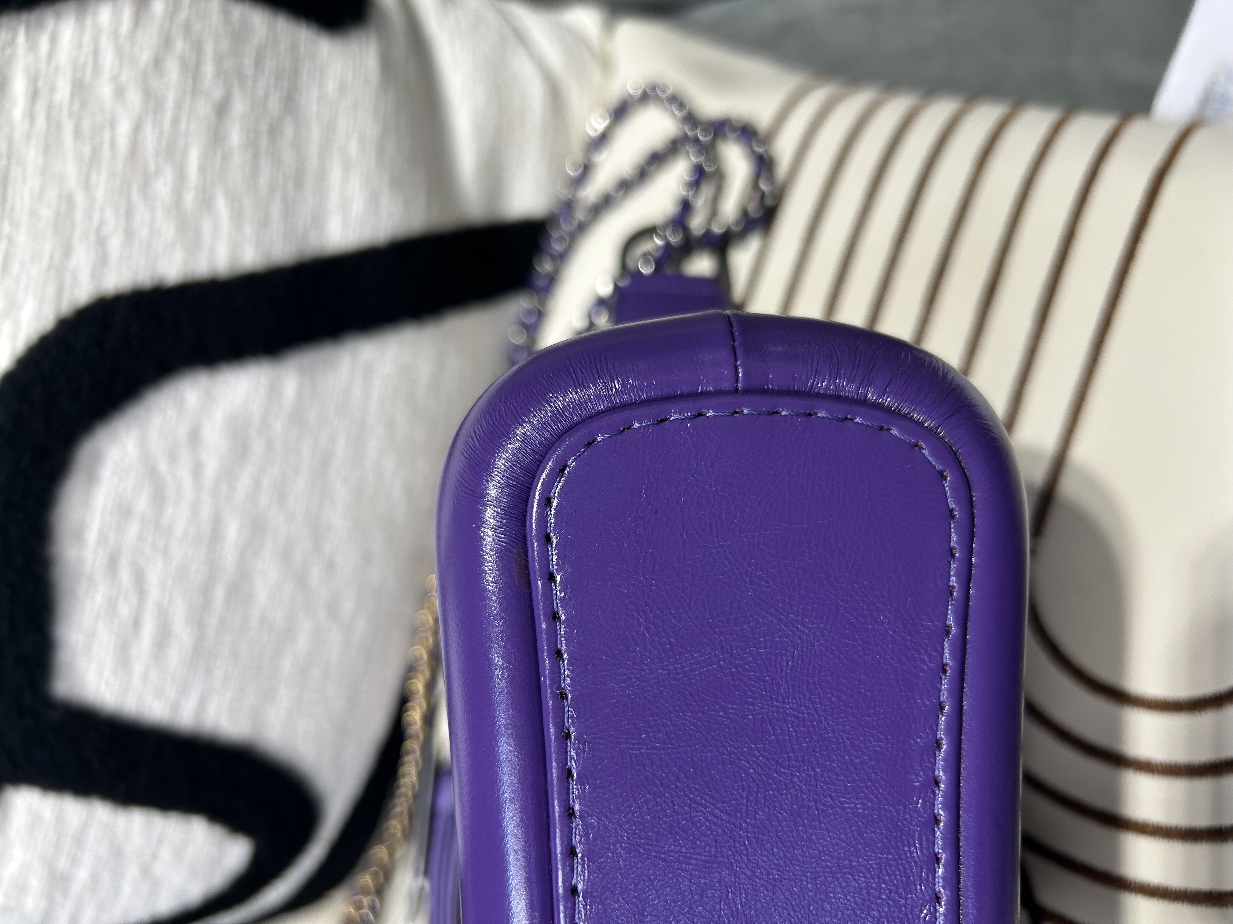 Chanel Gabrielle small hobo purple  100%Authentic ,99%new ✅收據✅card✅dust bag✅box