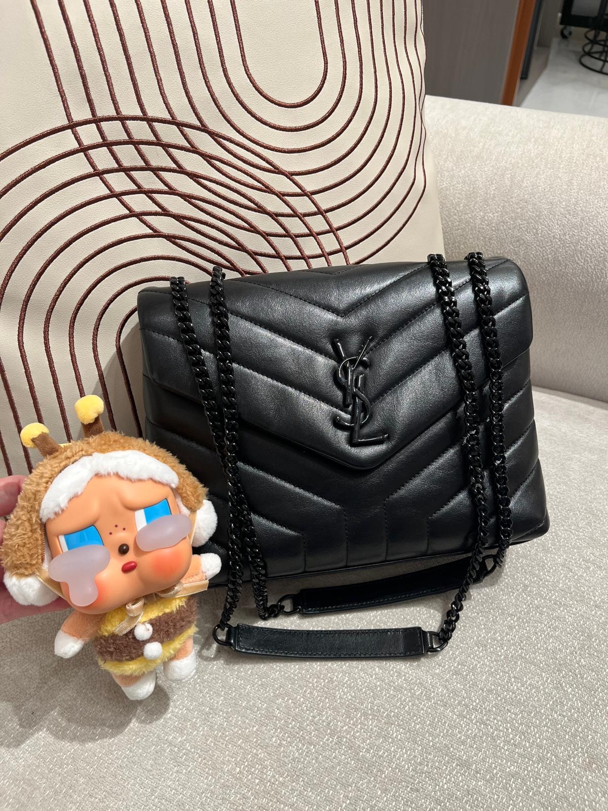 YSL Loulou small flap bag So Black Calfskin 100%Authentic,98%New ✅ certificate ✅Dust bag