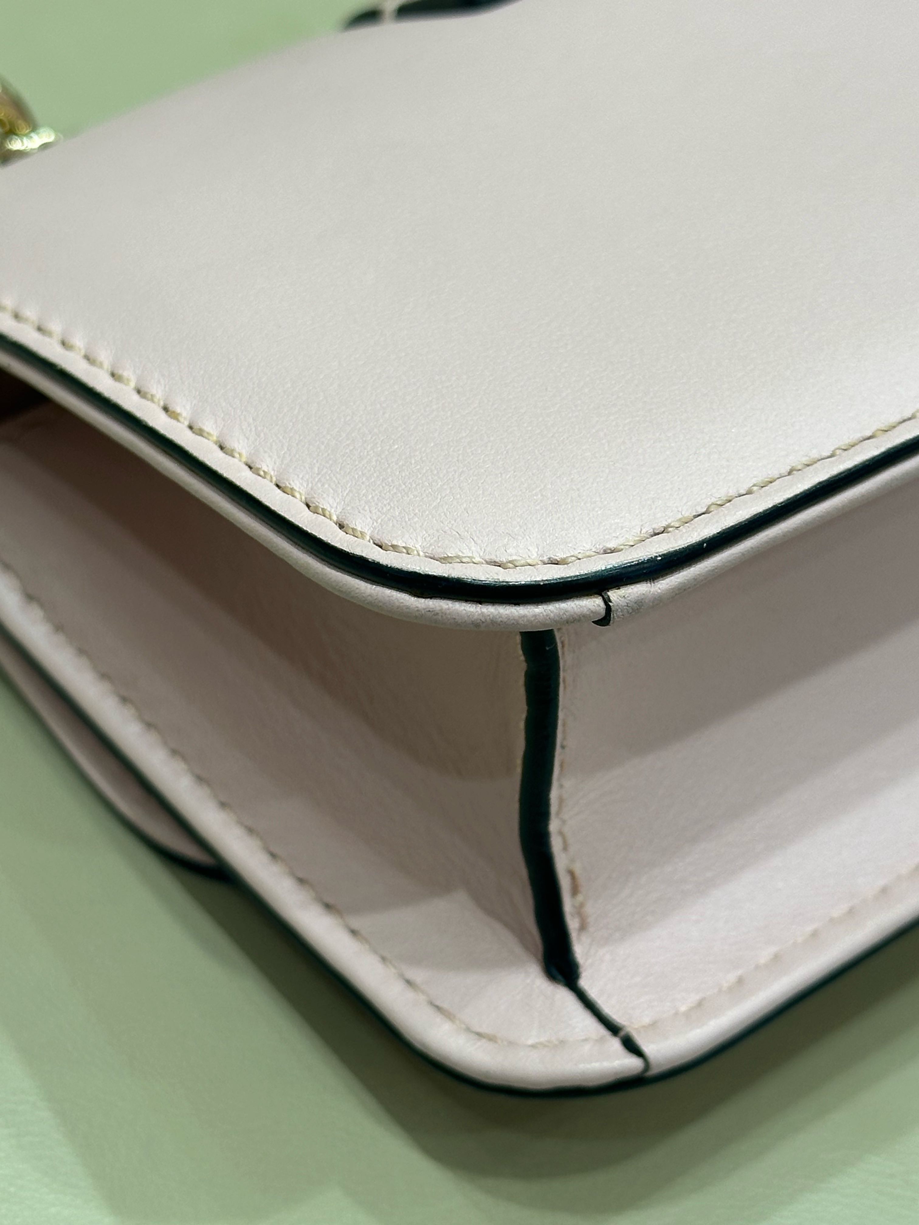 【預訂貨品】Valentino粉色woc