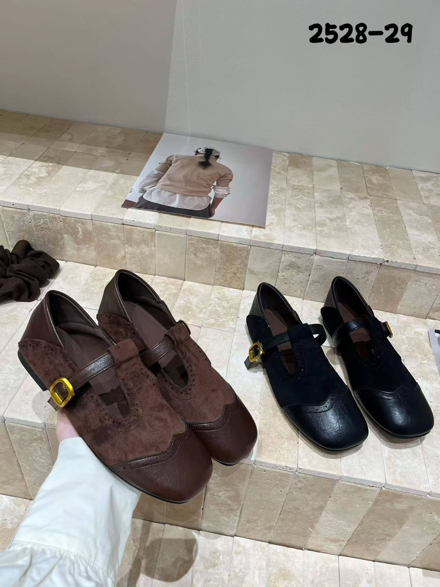 2528-29 复古钩花平底鞋 🇨🇳