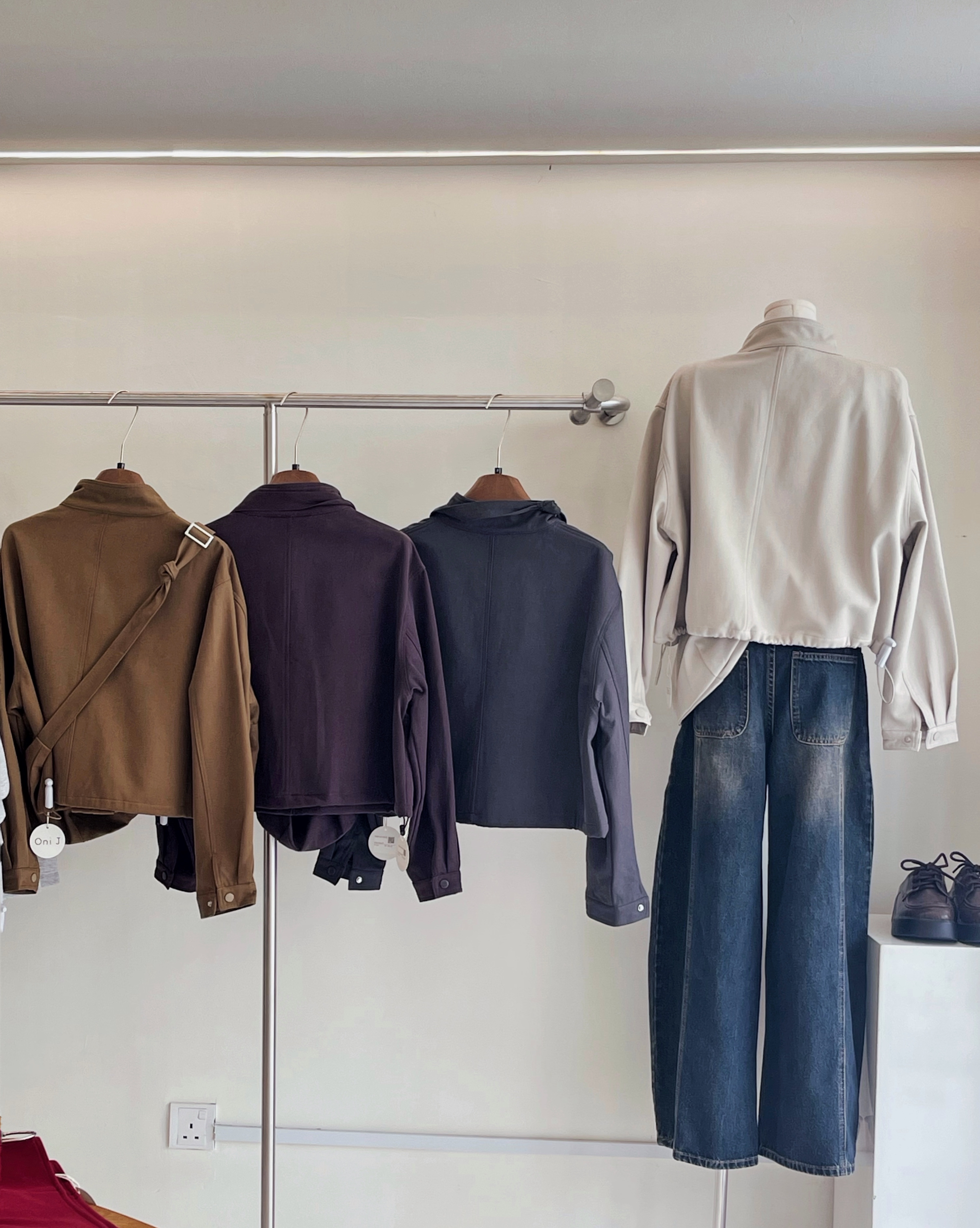 韩版外套+斜挎包