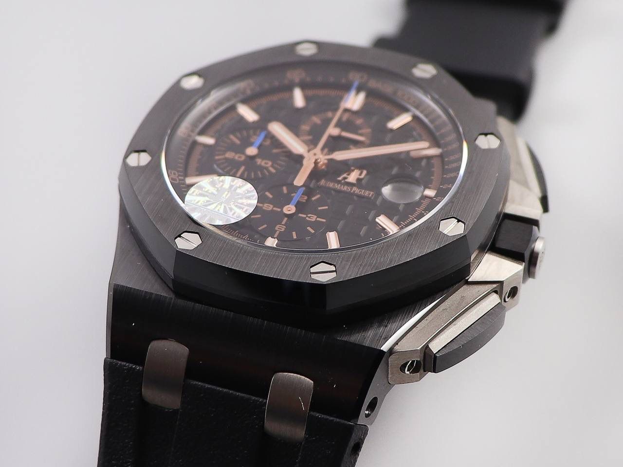 AP26400 v2版 陶瓷壳材质 44毫米直径 搭载复刻原版CaL．3126机芯 陶瓷圈口 市面上最顶级版本的超级复刻🔥