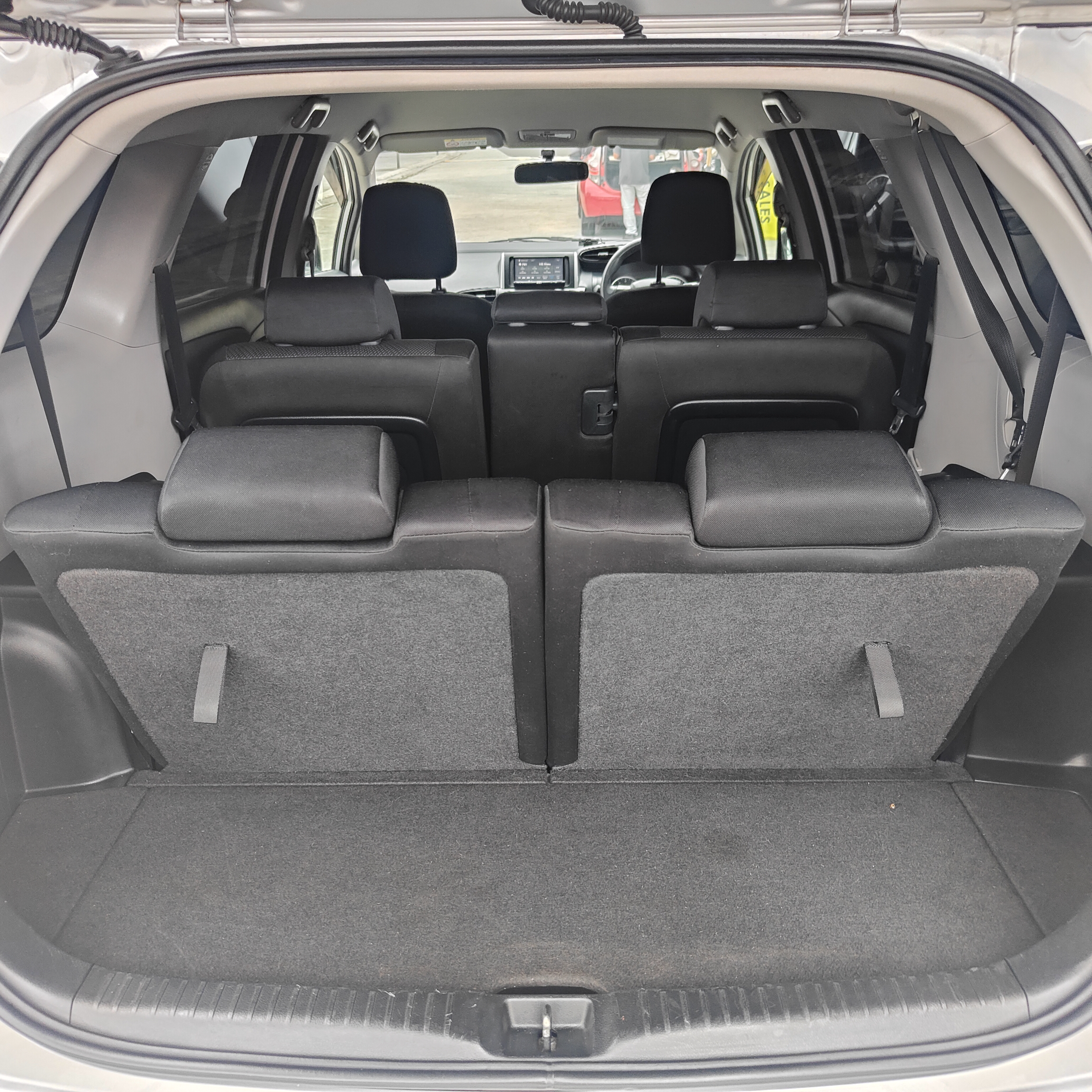 2020 TOYOTA WISH 1.8 (A) MPV JAPAN