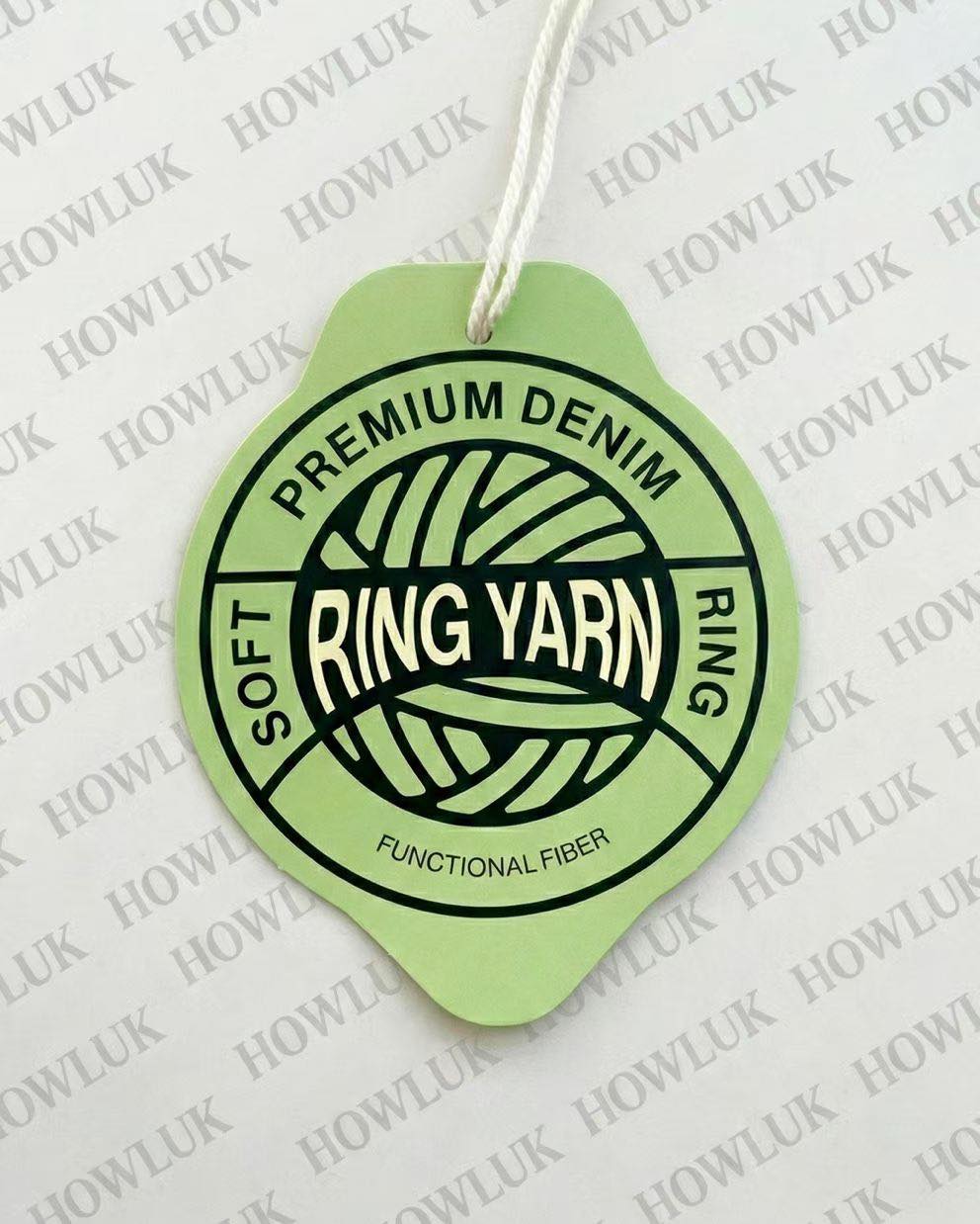 雙鈕小喇叭牛仔褲