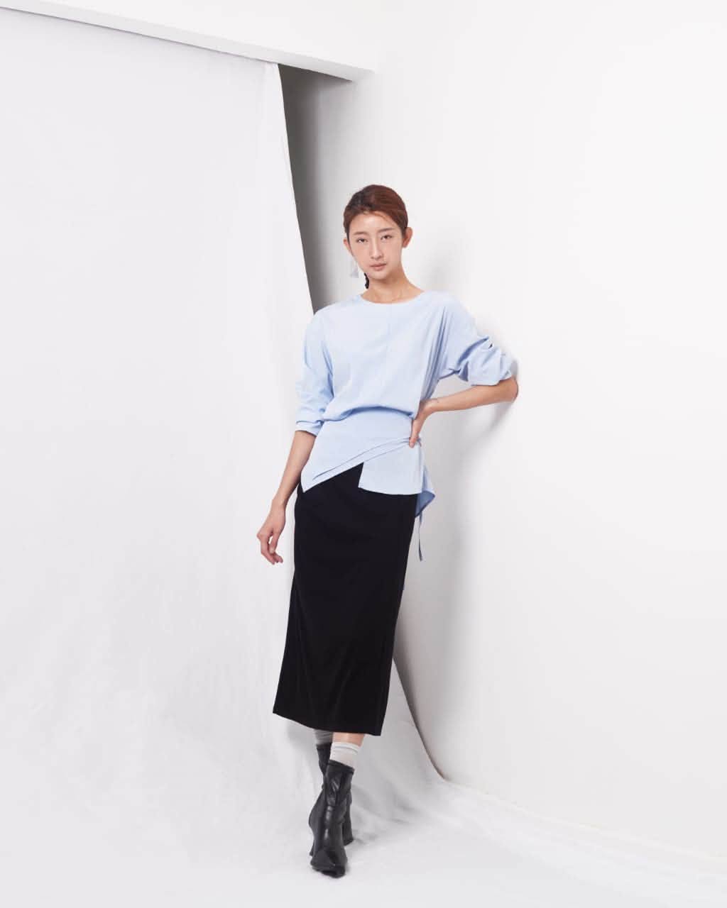 VIL-T2689 LONG SLLV BLOUSE WITH SCARF