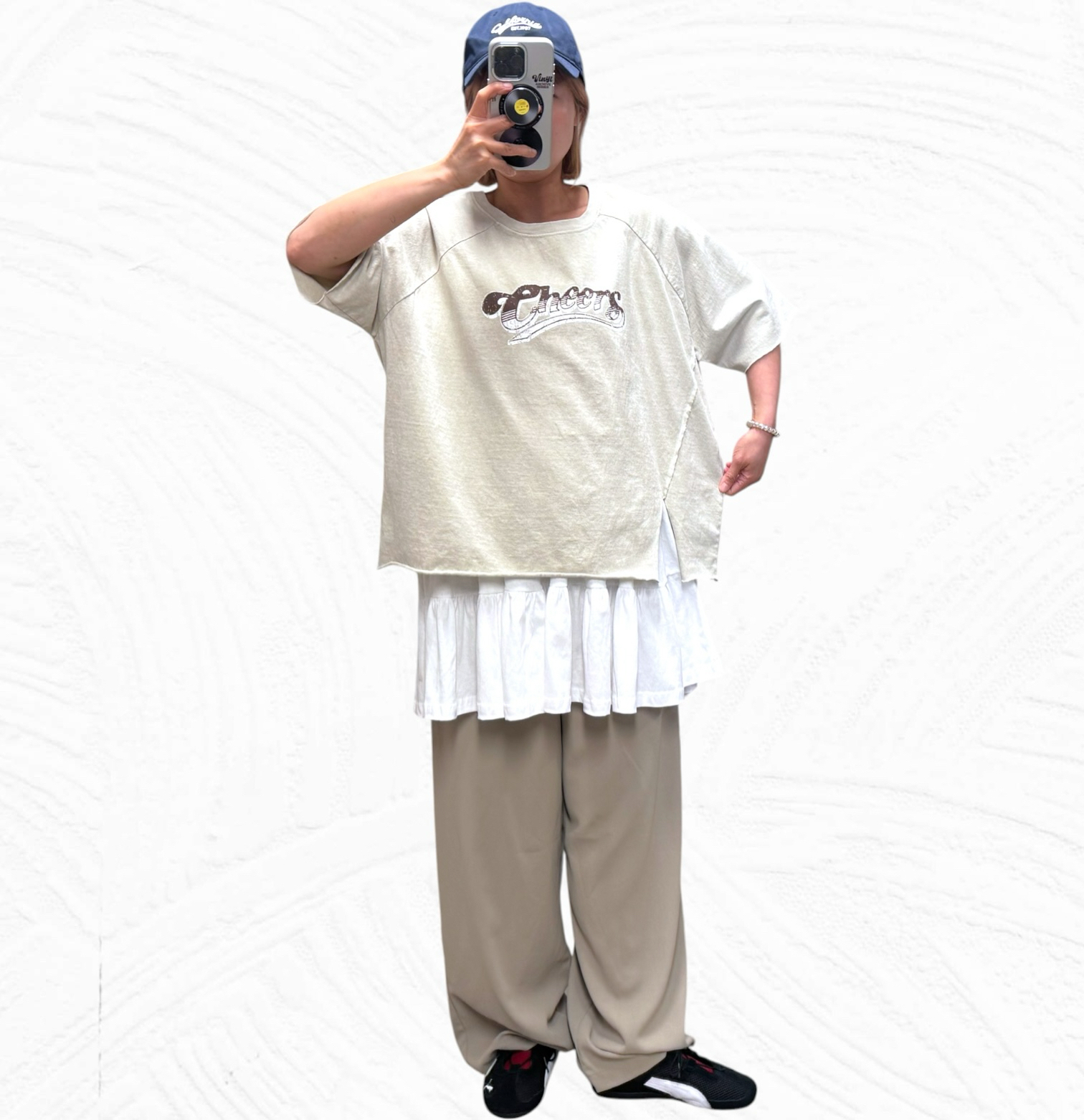 221282 “Cheers”腳開叉Tee