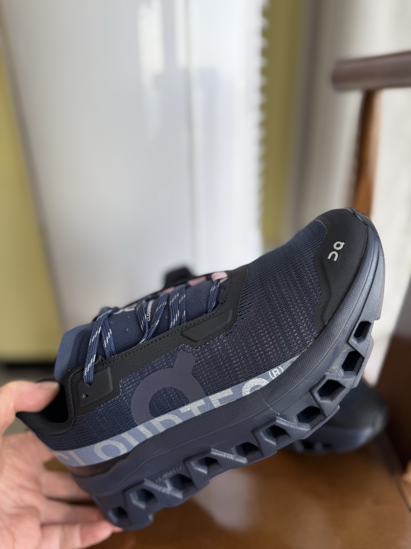 On Cloudmonster Void