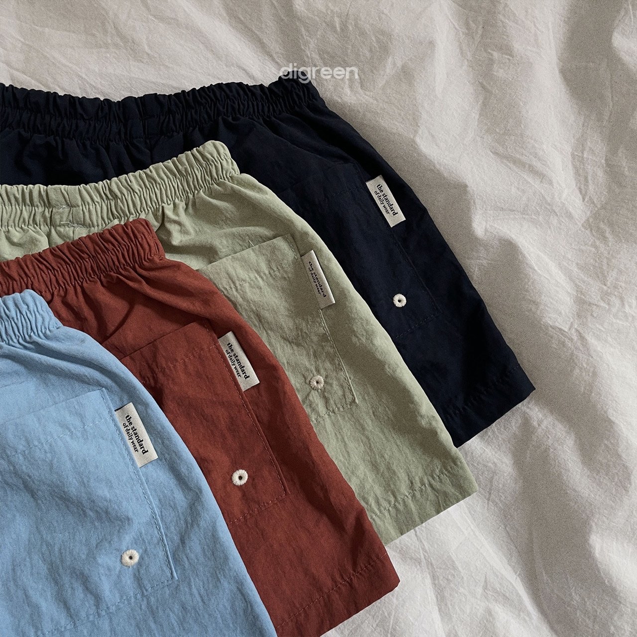 Digreen | eyelet swim pants 