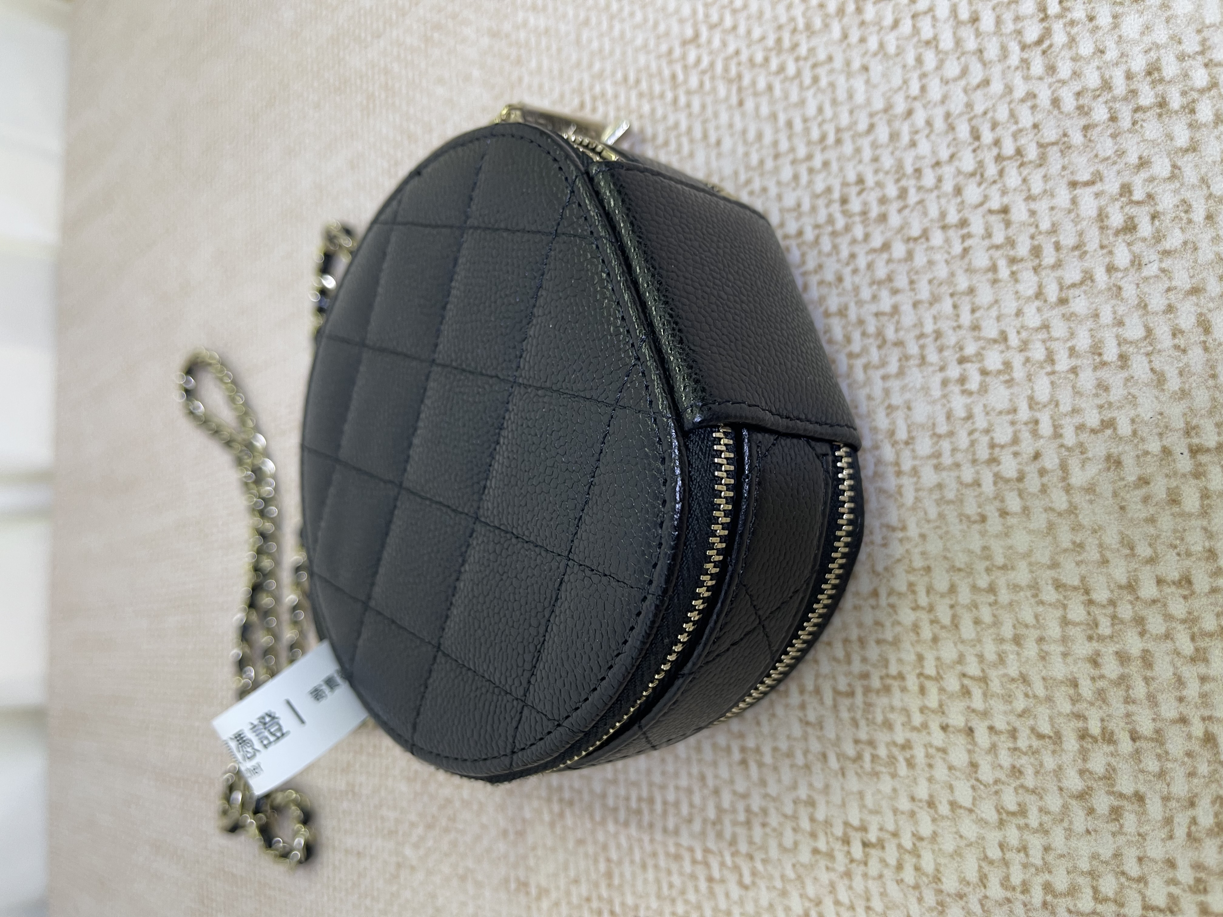 直播貨品 |  [1個-$100 2個-$300］BB17