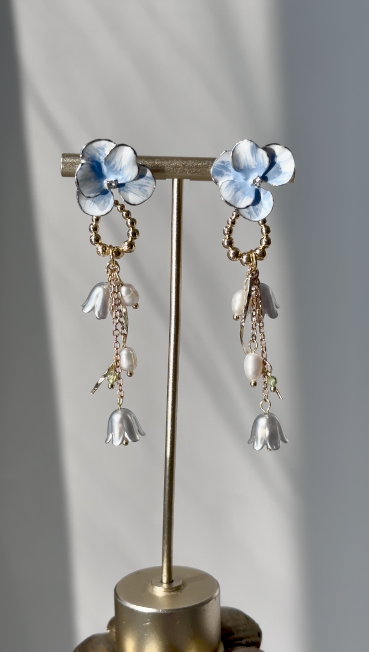 水墨藍花耳環🌟