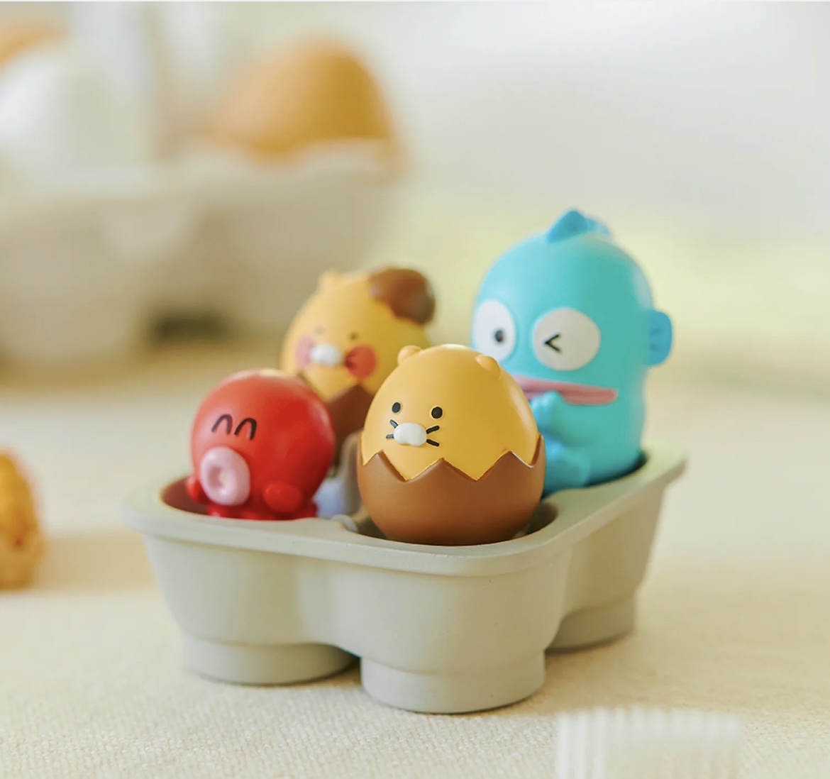 Kakao Friends × 水怪 聯名蛋架 按壓公仔（Clicker Figure）