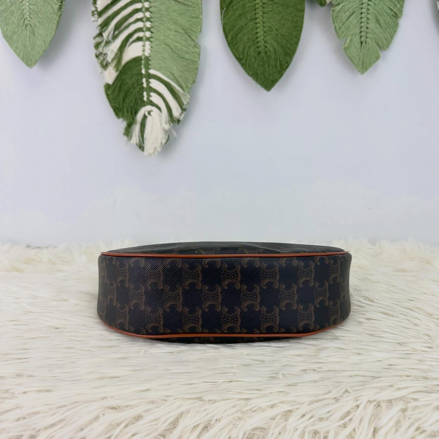 CELINE 🤍PRE OWNED AVA HOBO 凱旋門老花腋下包 單肩包🤎