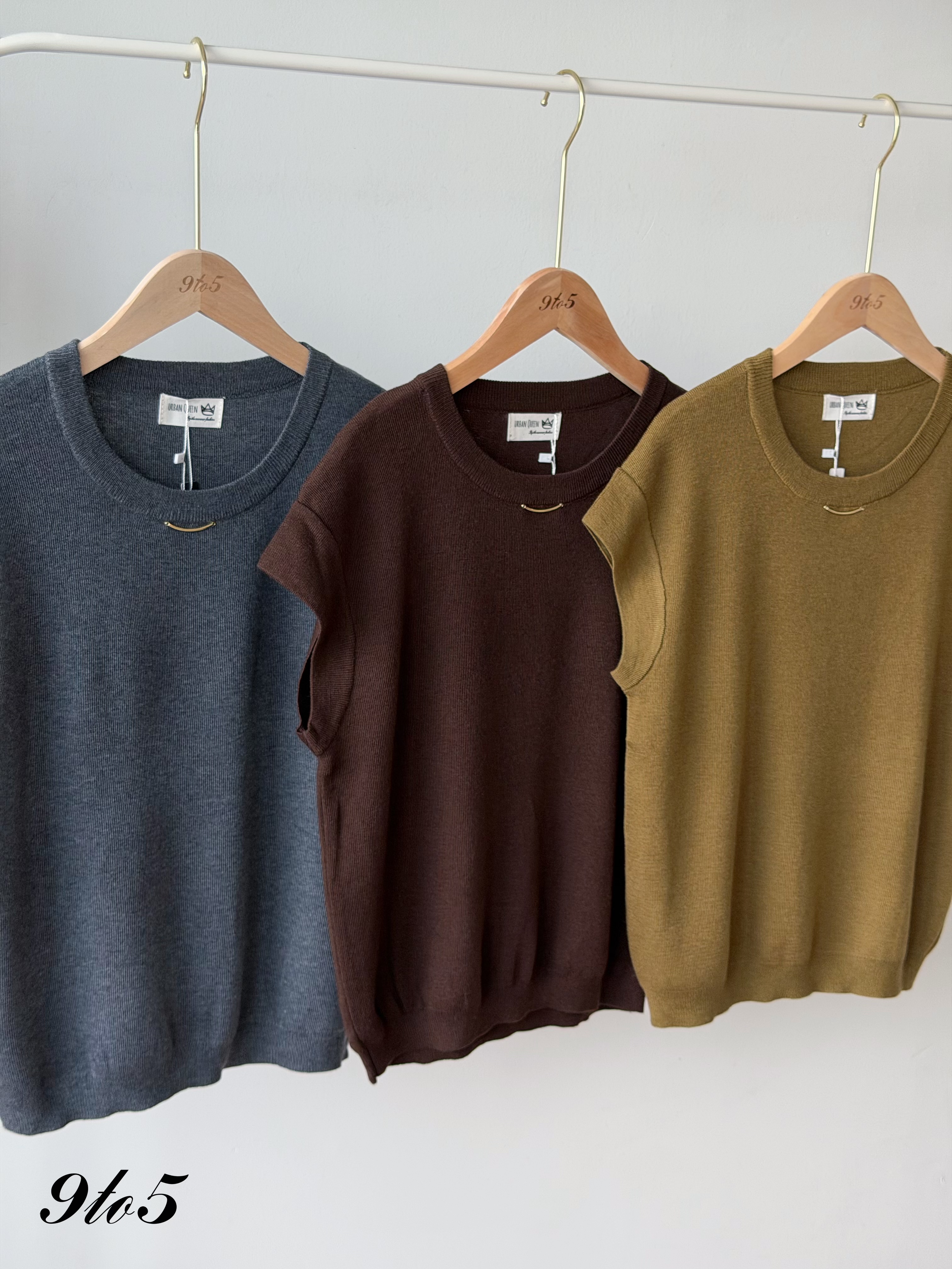 T4543 Round Neck Knit Top - 5 Colors 