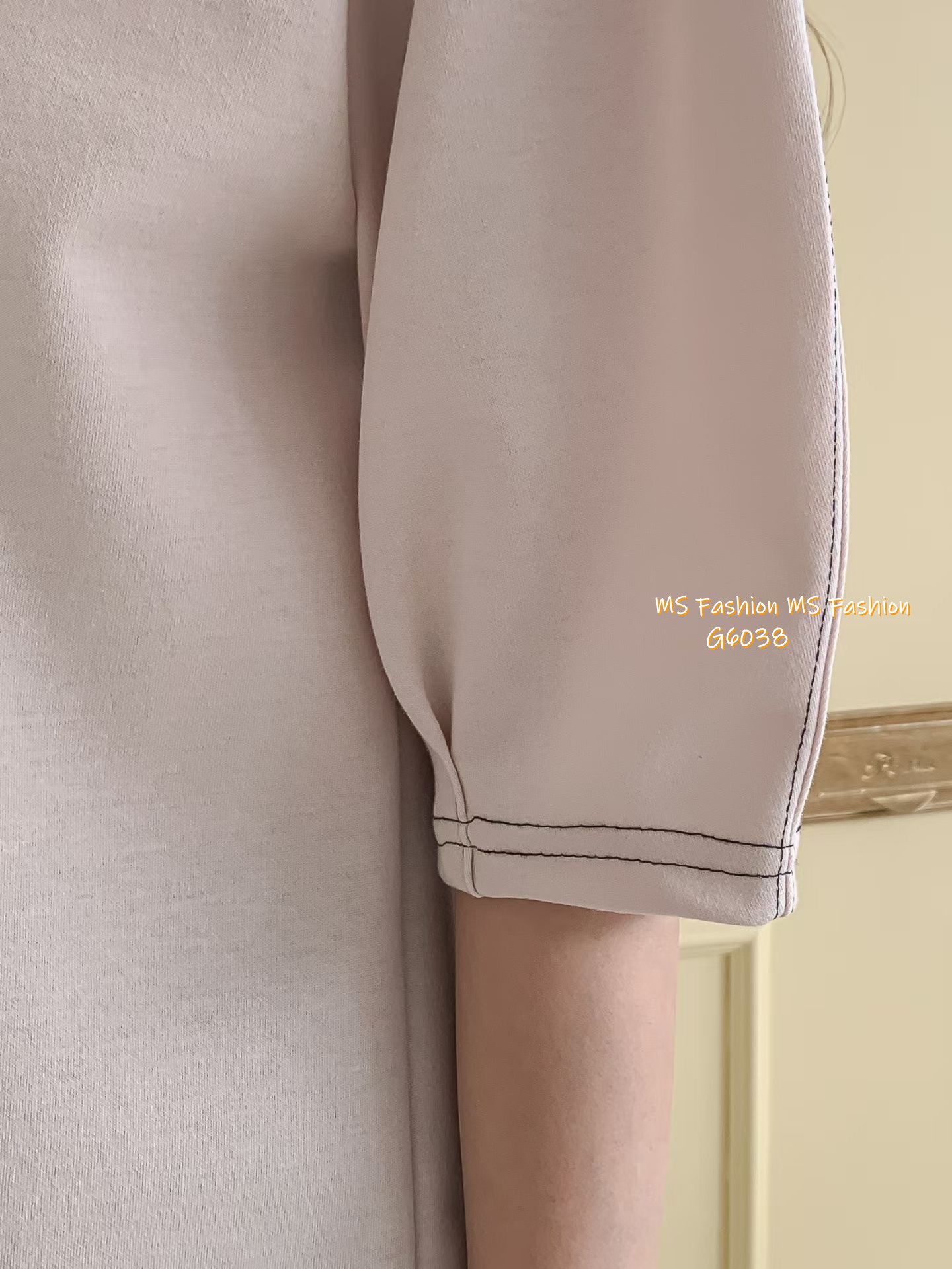 G6038 韓國🇰🇷明線泡泡袖top