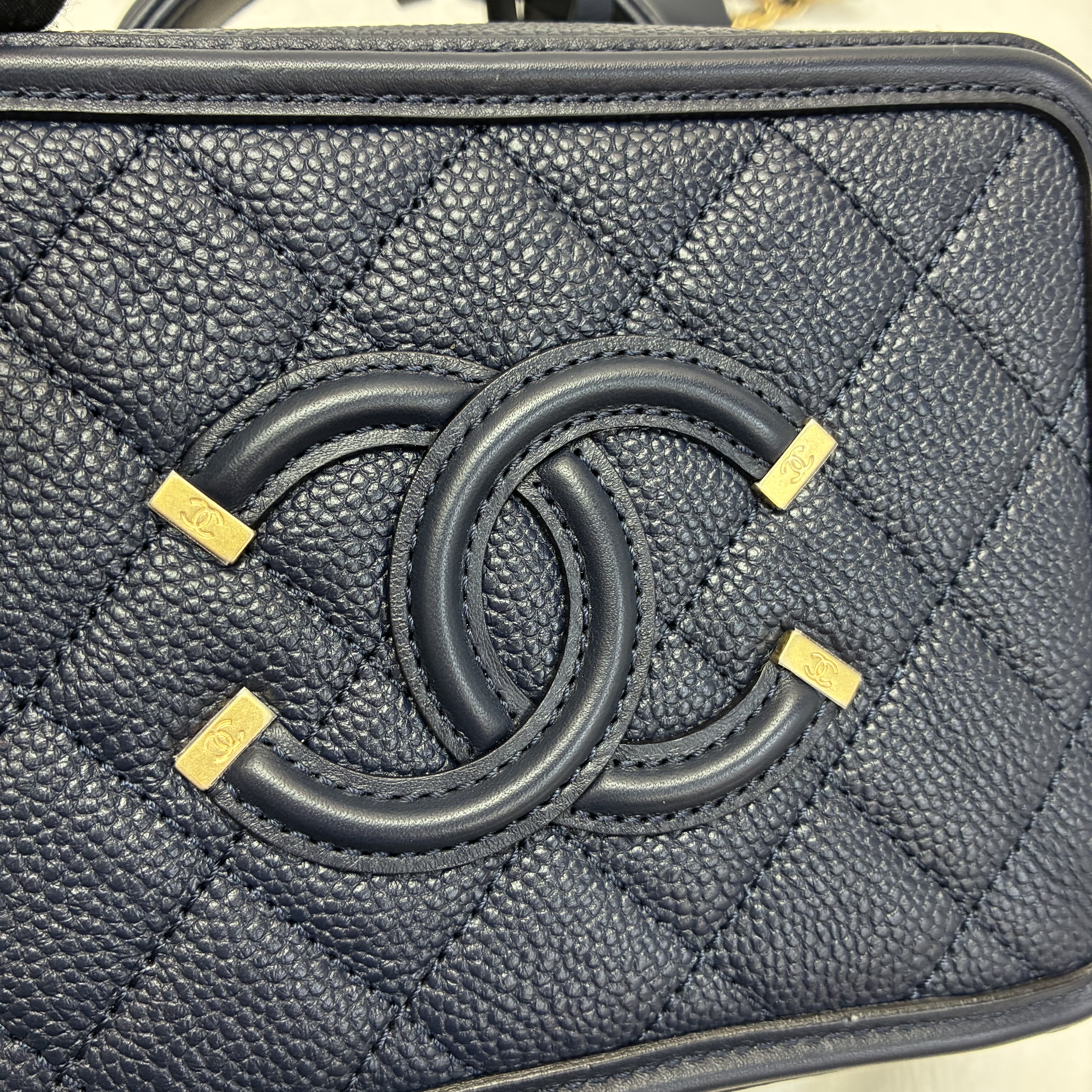 Chanel 相機包海軍藍