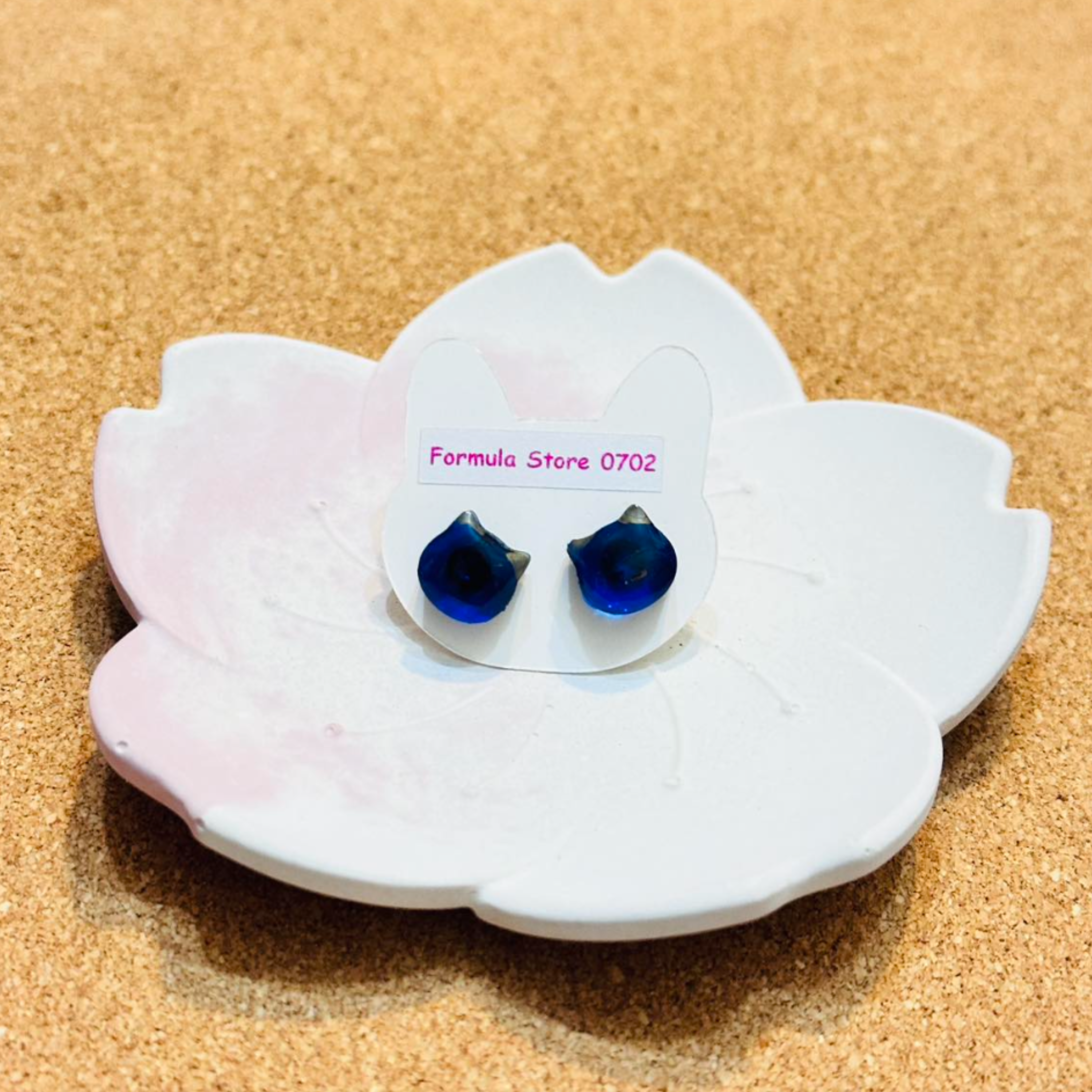 Earings blue