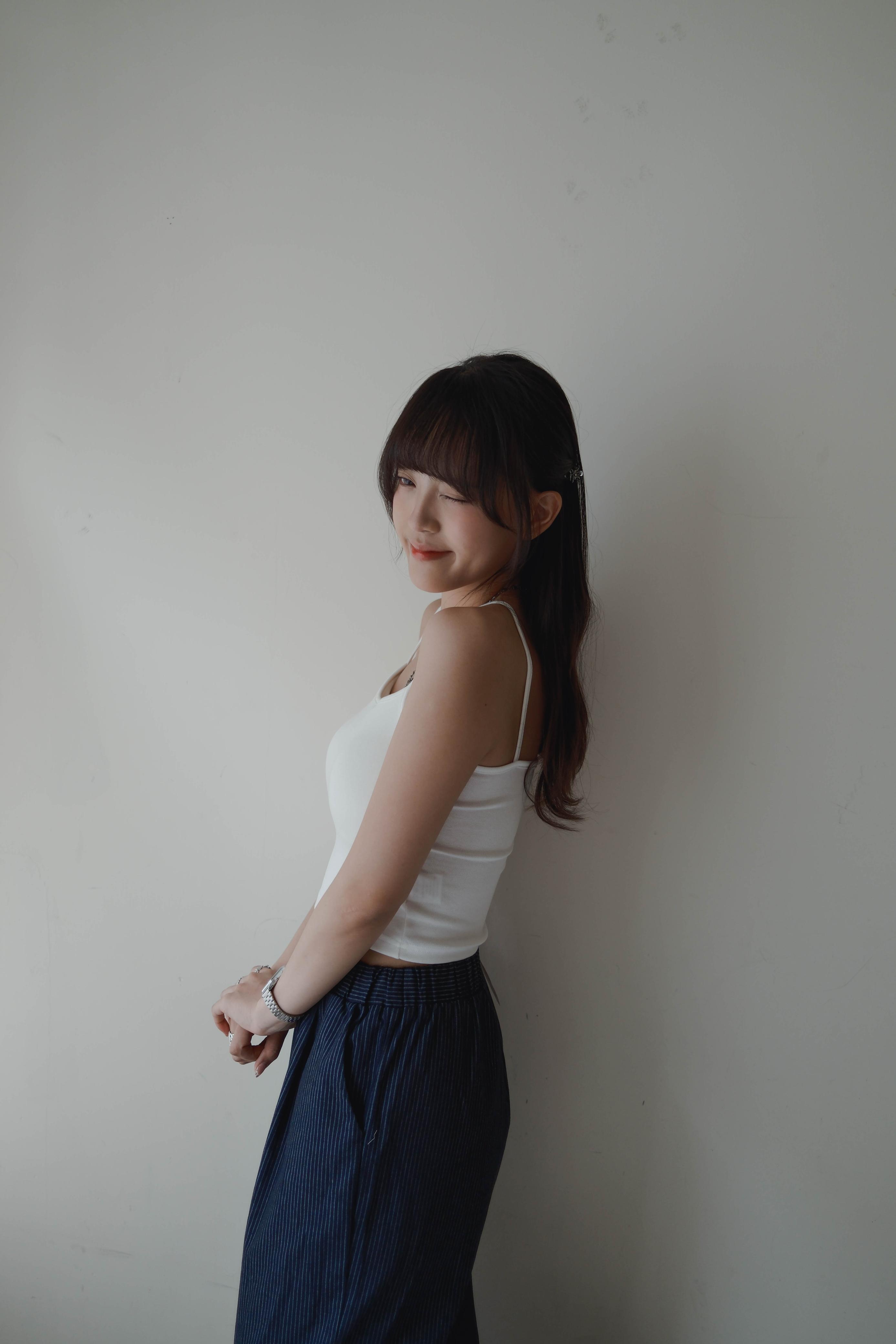 【帶胸墊】親膚修副乳Bra Top (兩色)