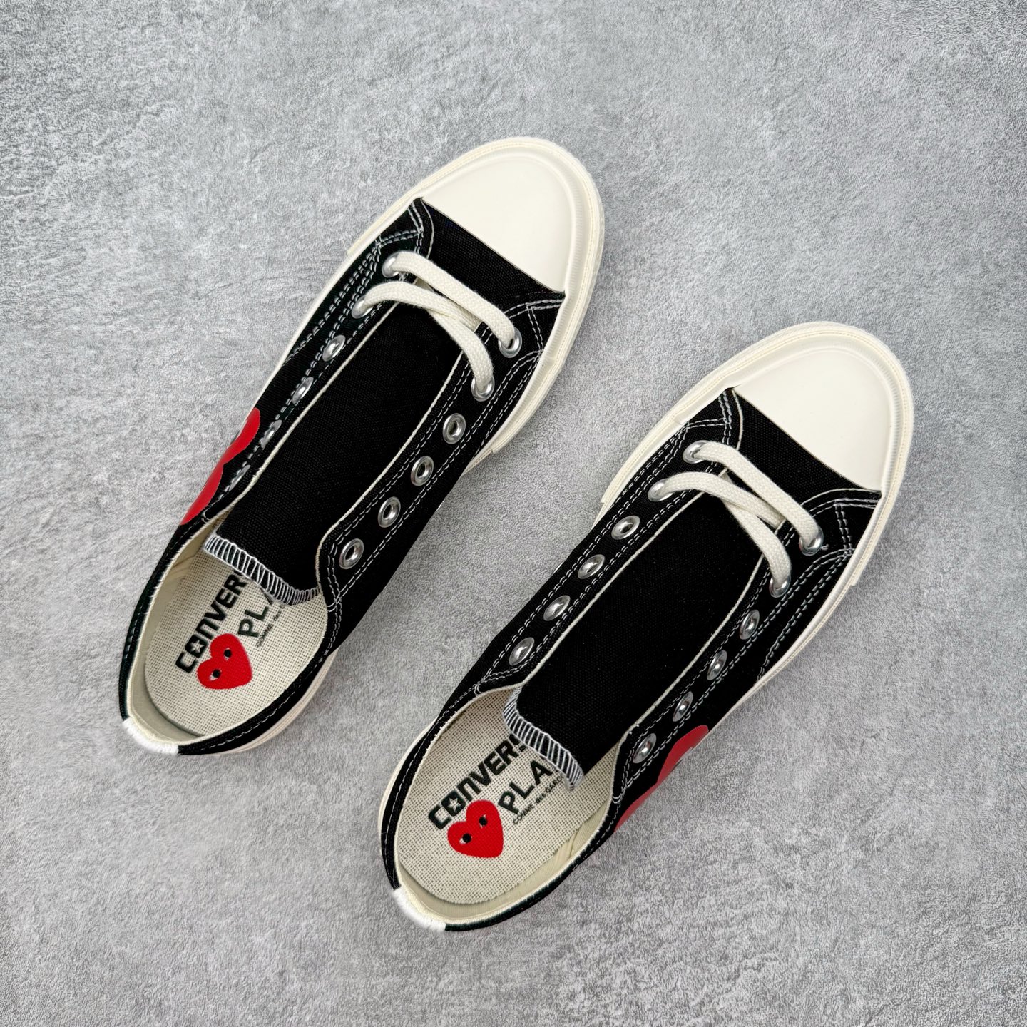 Comme des Garçons Play x Converse Chuck 70