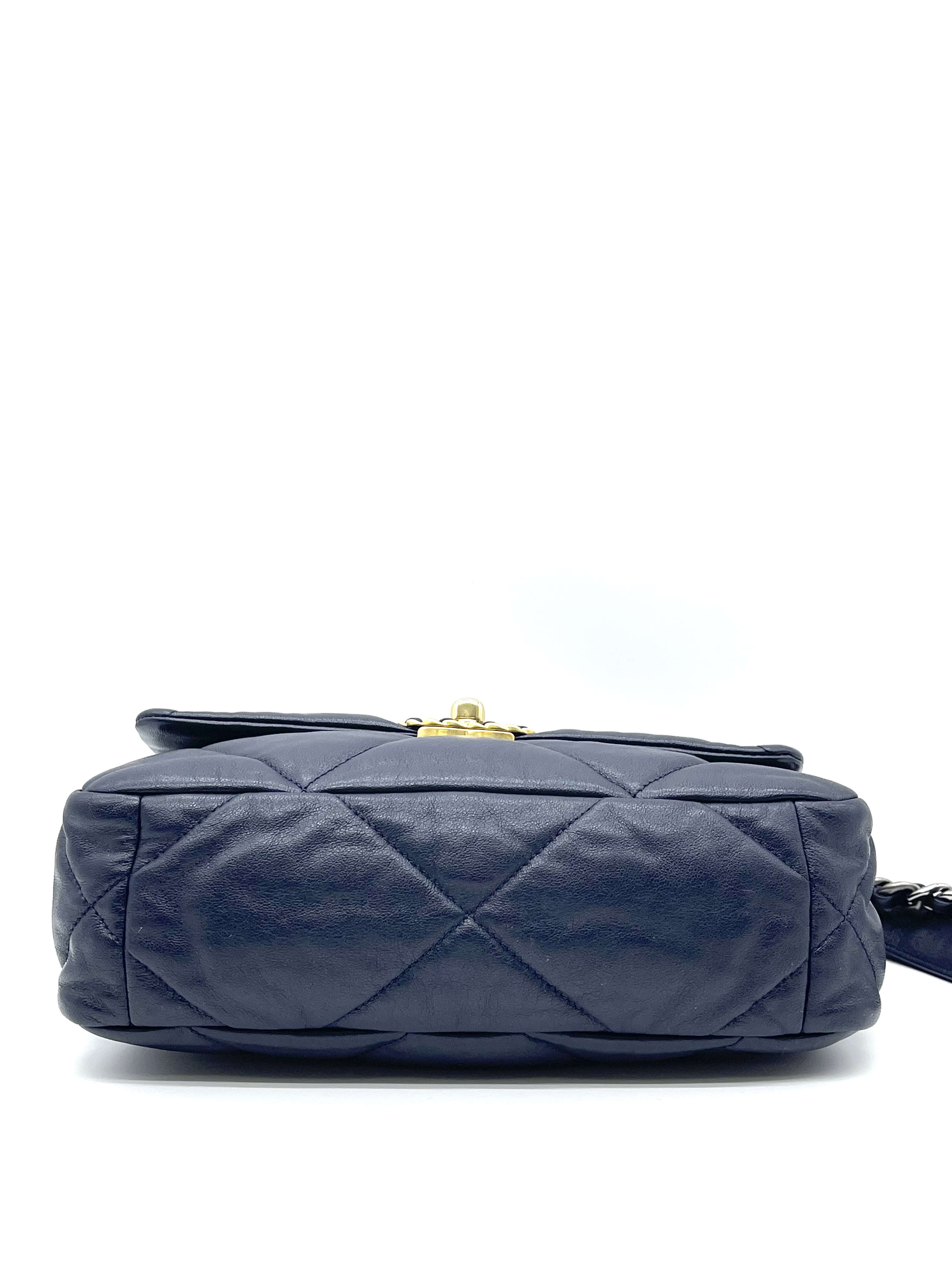 Pre-owned CHANEL 19 / Product Code: 26031904