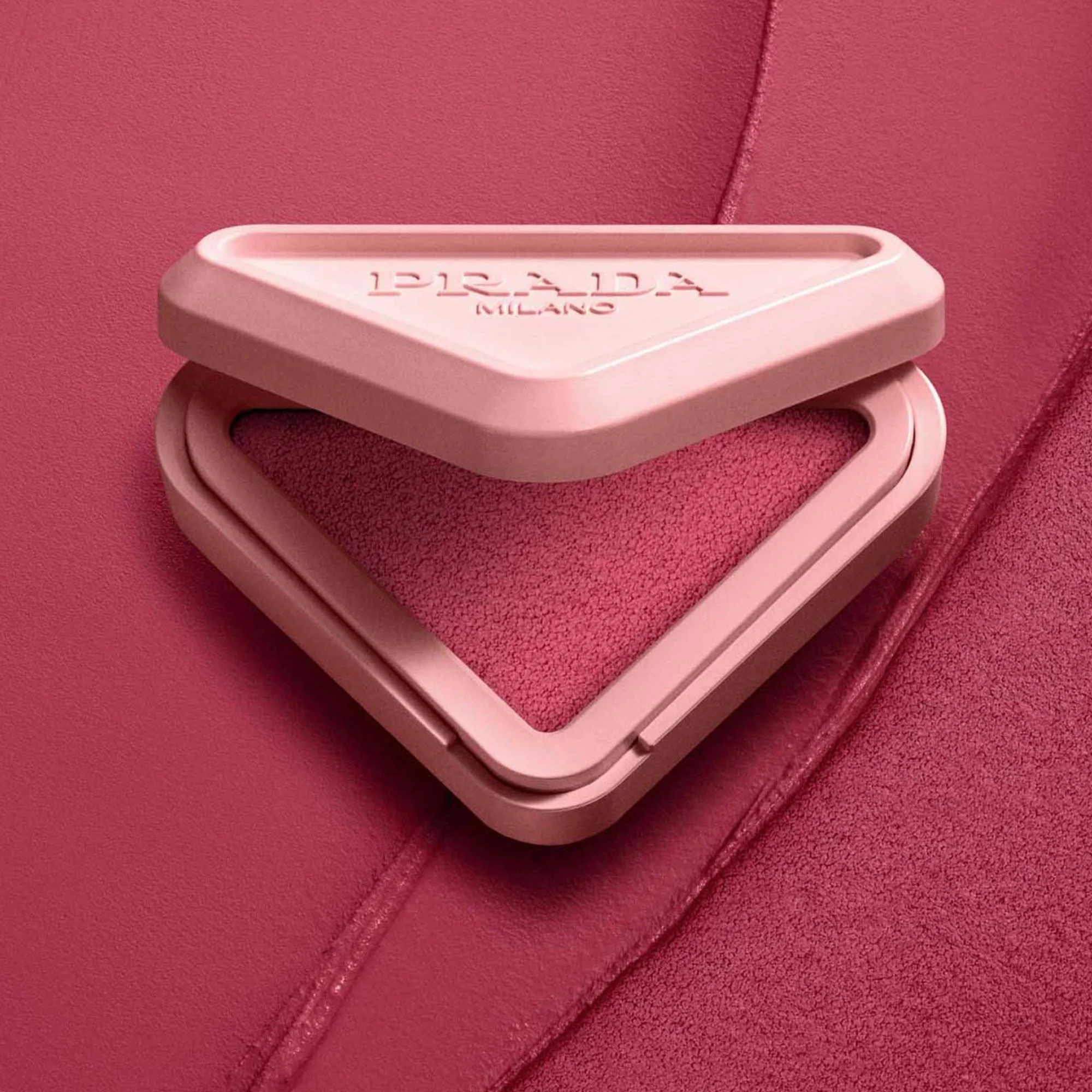 PRADA 多用途胭脂膏 Touch Cream-to-Powder Blush