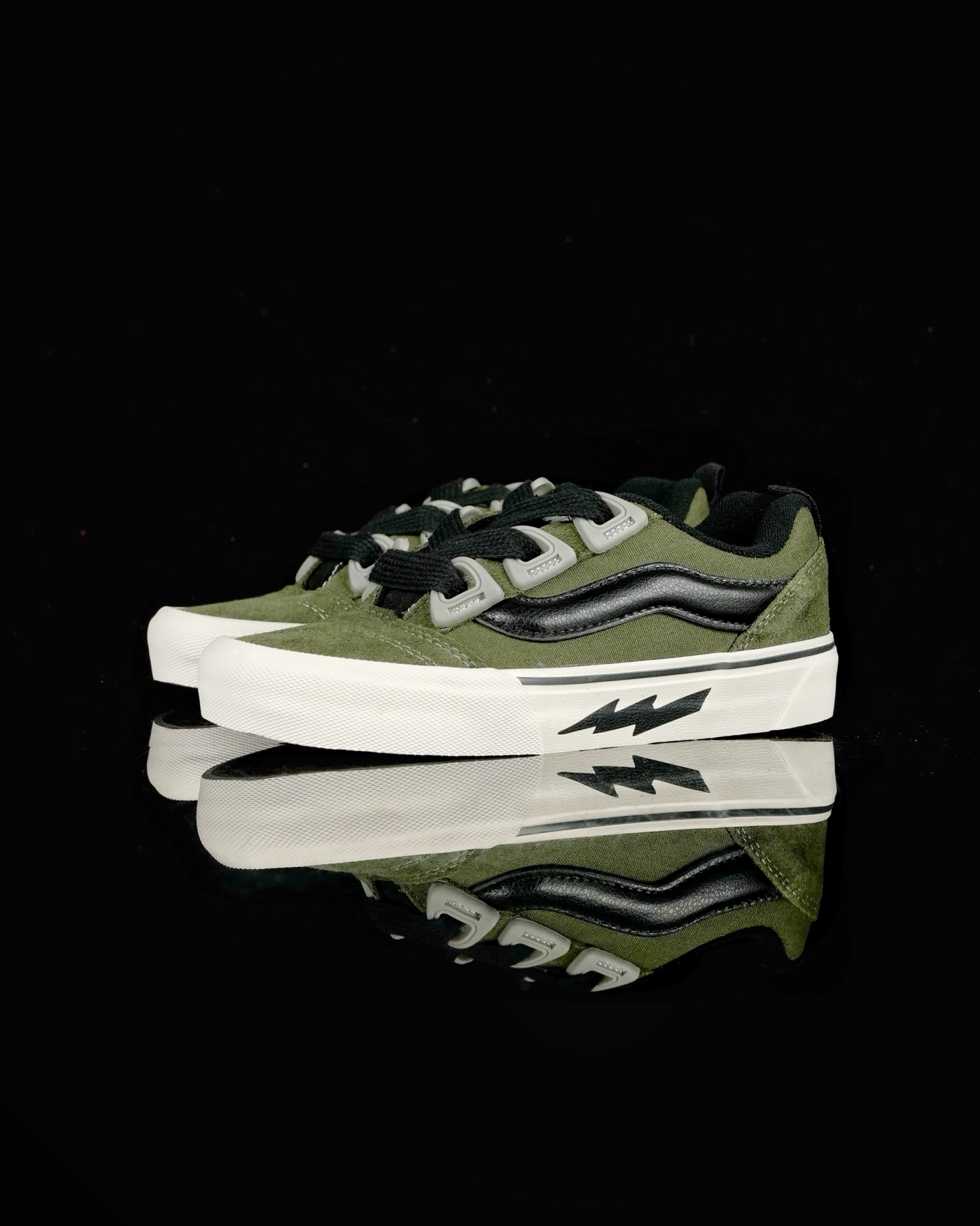 Vans Knu Skool