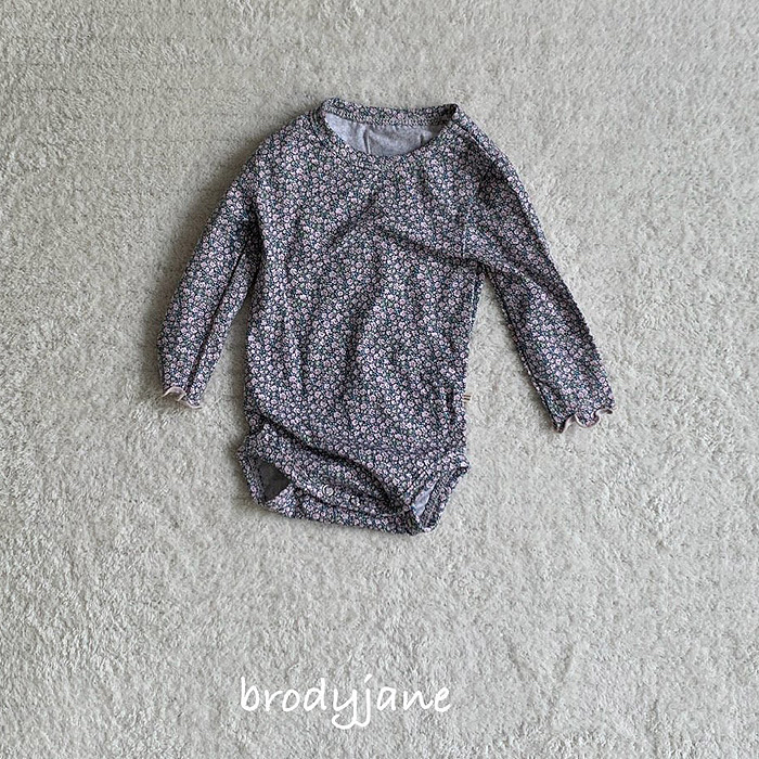 🇰🇷Brodyjane suit