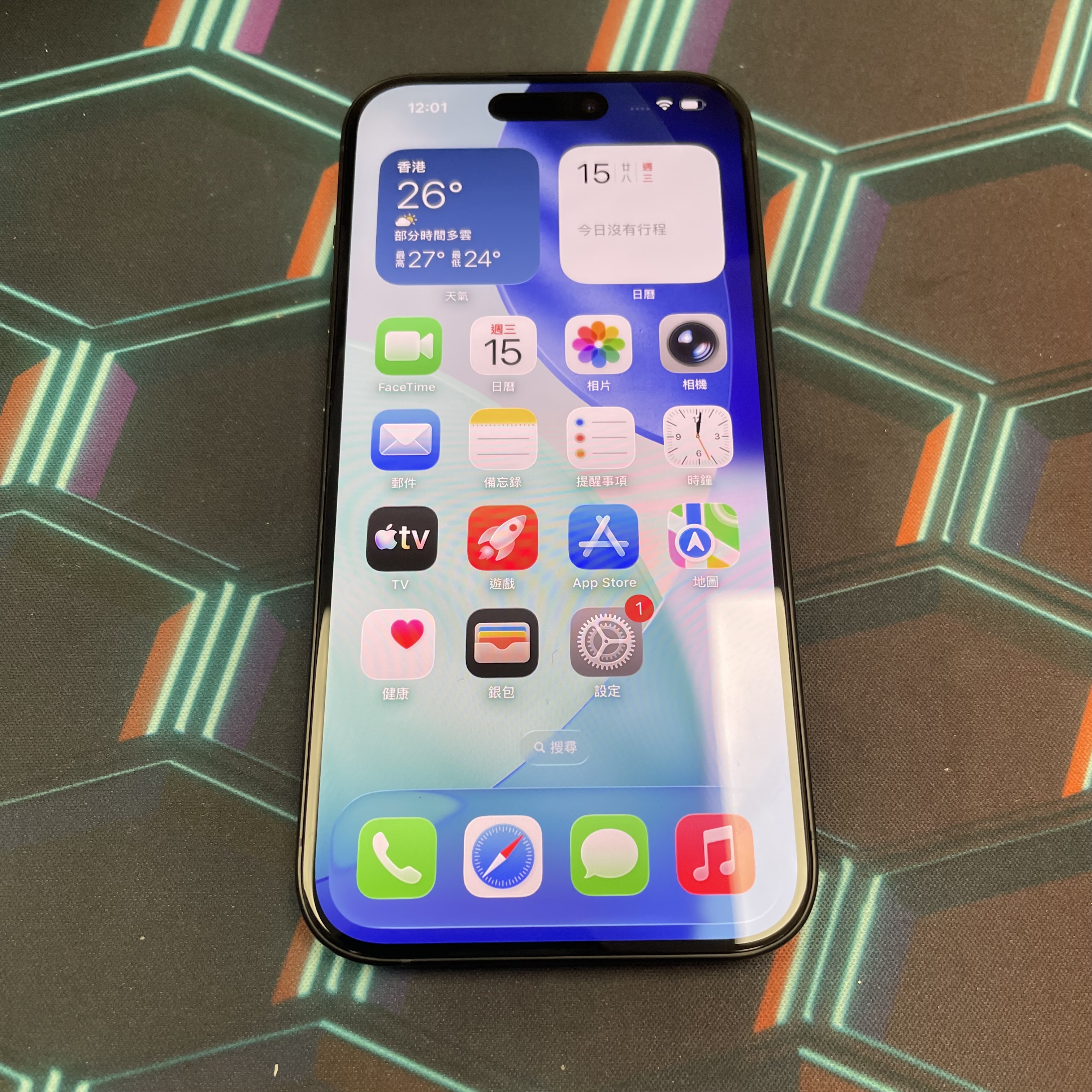 *6336 15 pro 完美機 128GB 電100 黑色 black