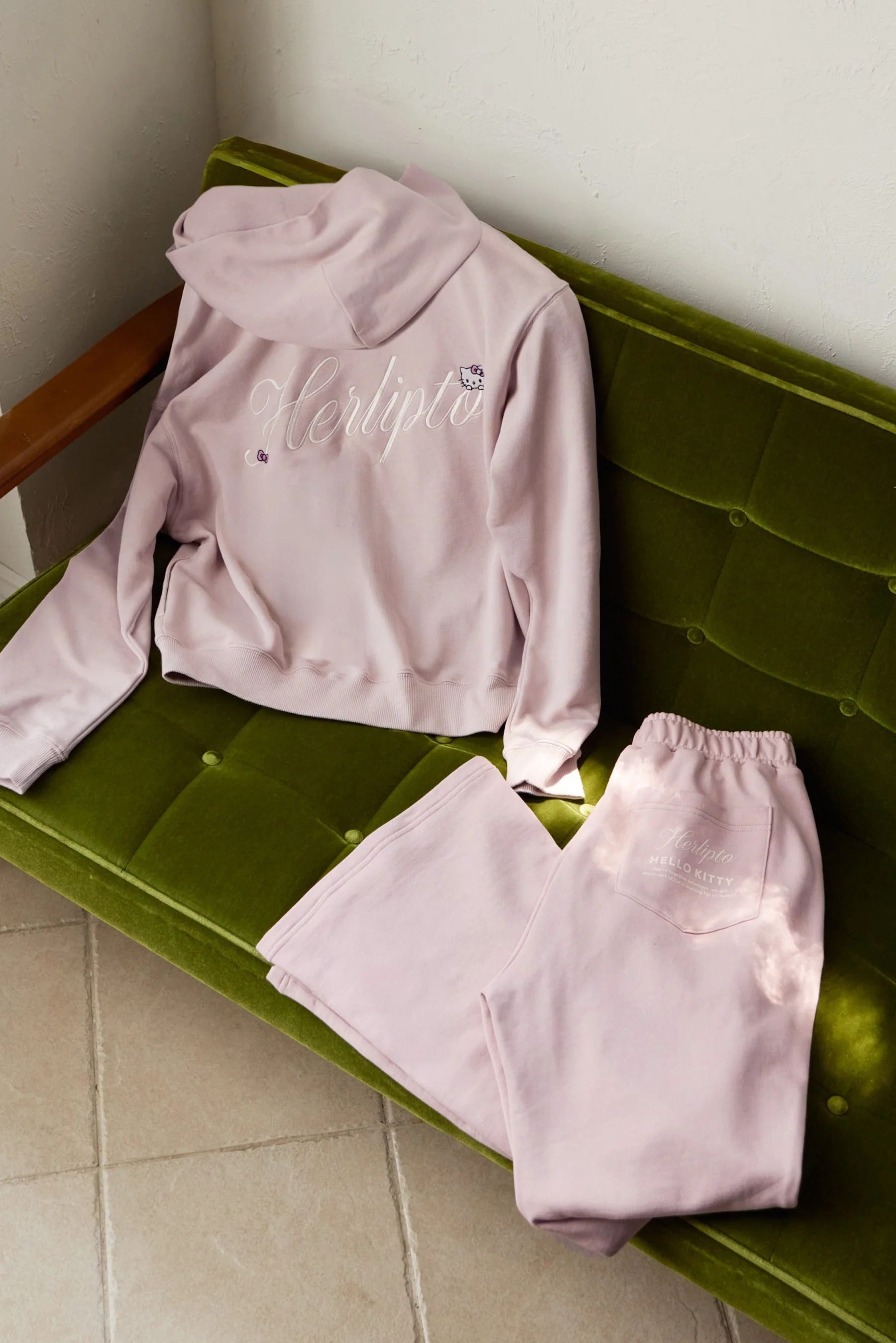🎀【預訂】Her lip to × Kitty Zip-Up Hoodie R
