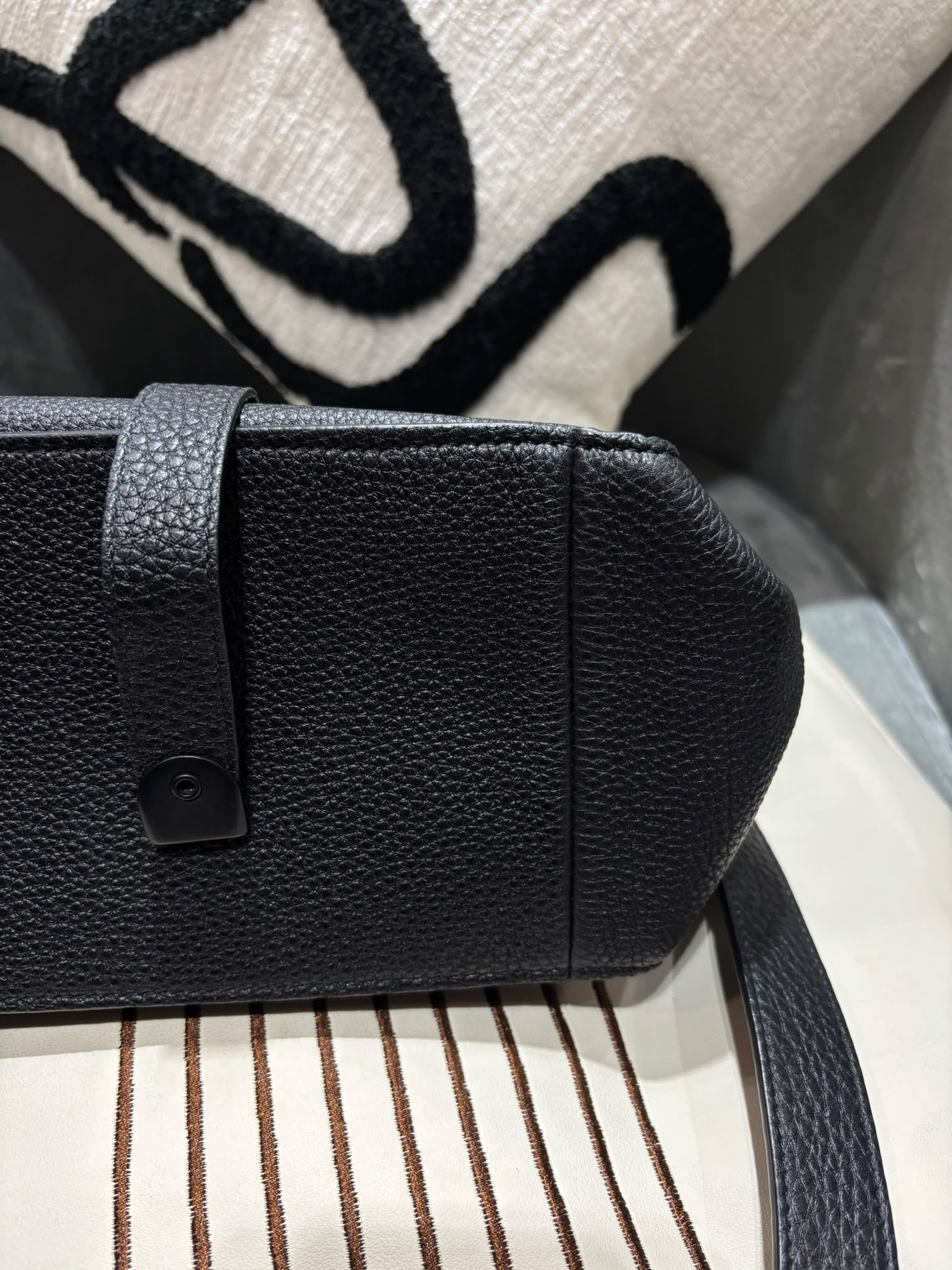 Dior Diorcamp Messenger Bag Uber Black Calfskin 100%Authentic, 