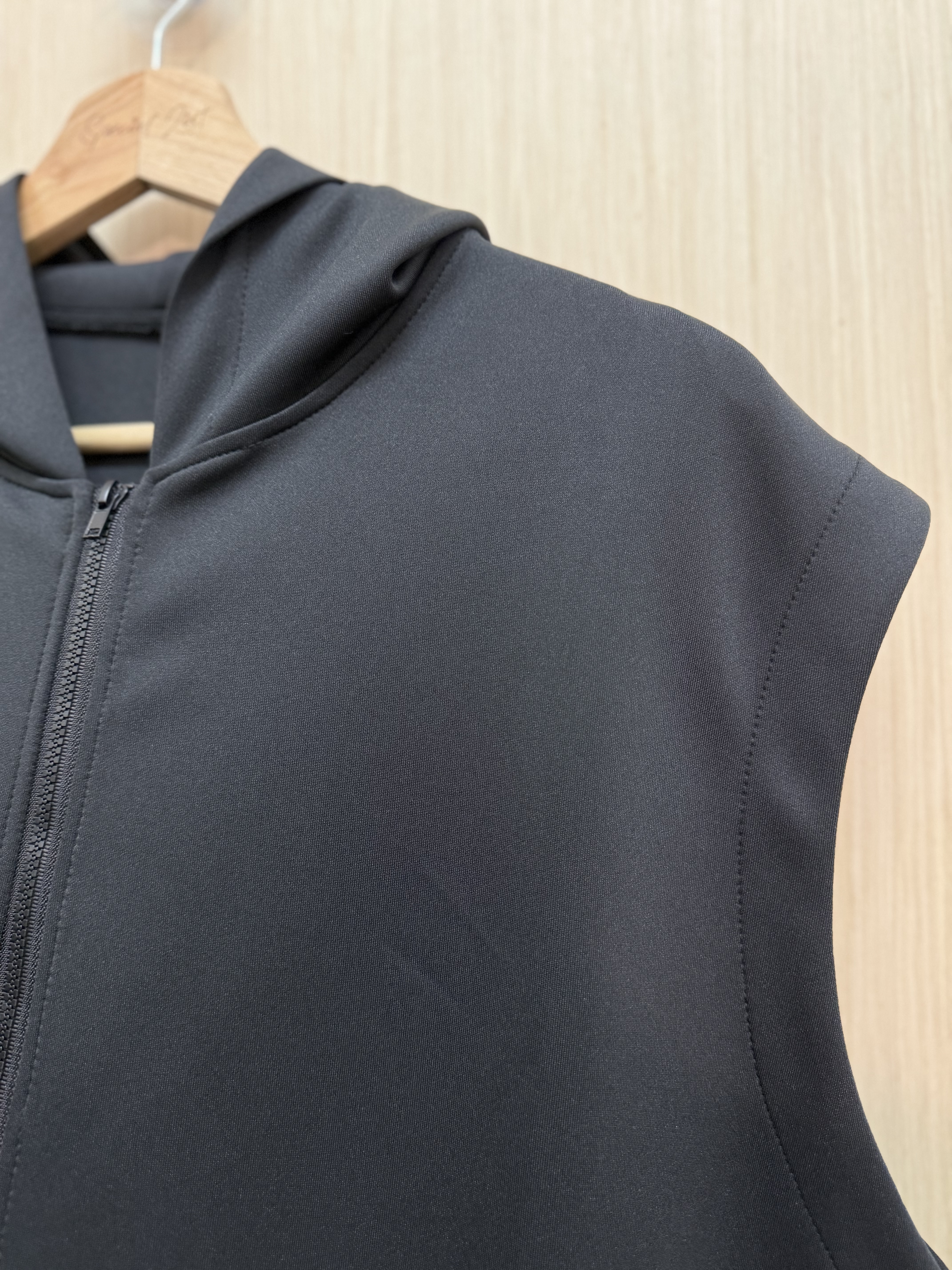 速乾連帽背心外套