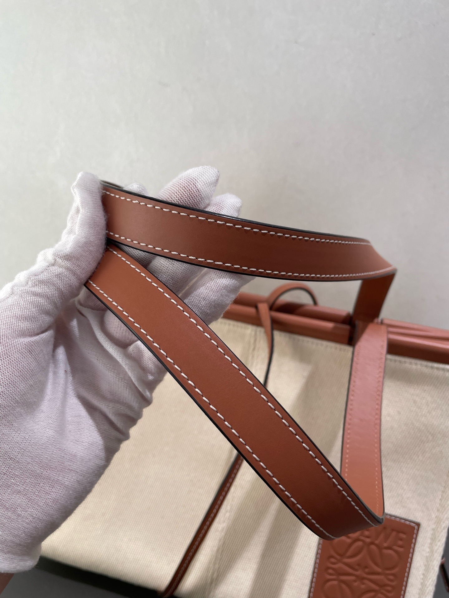 【預訂貨品】LOEWE米色帆布拼焦糖牛皮tote