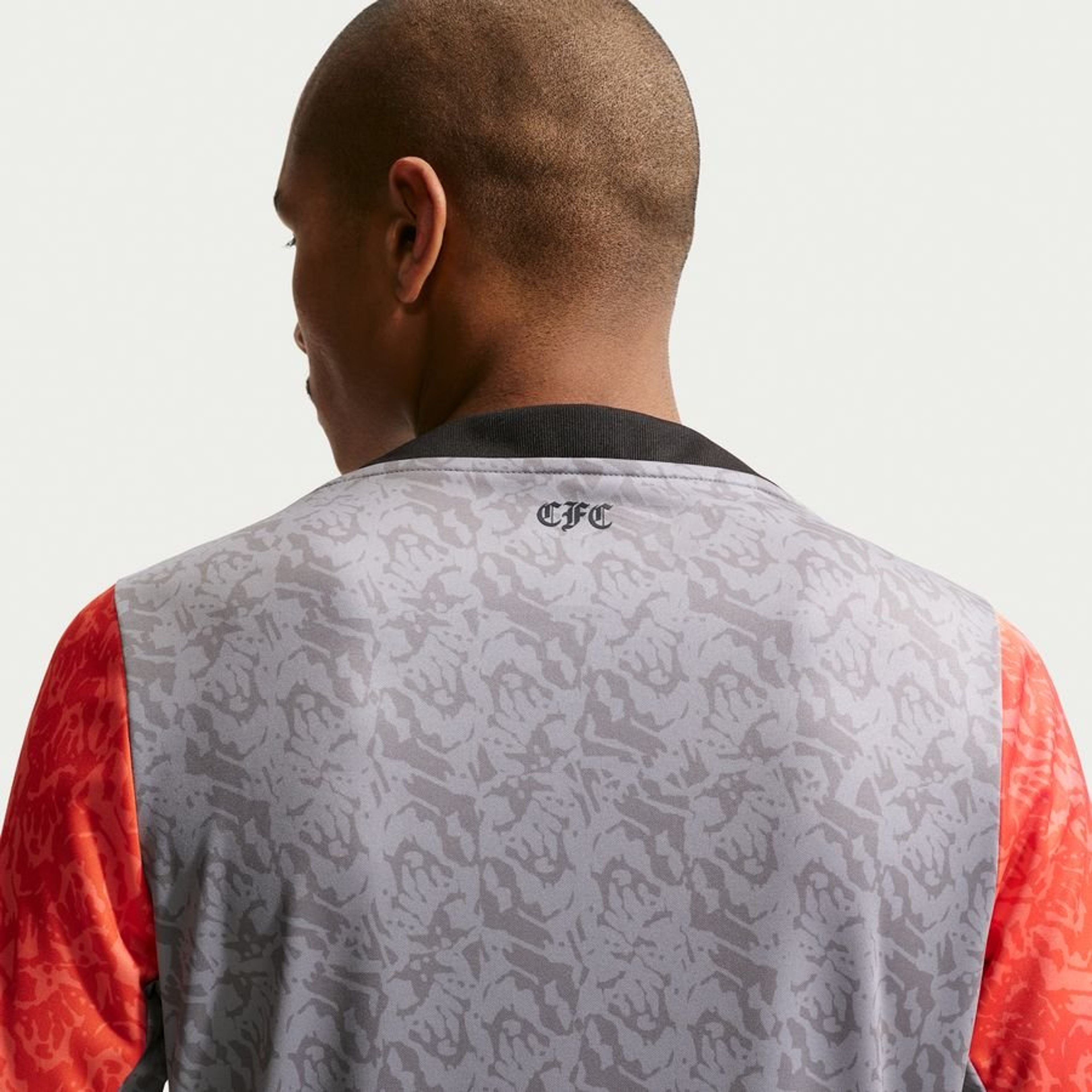 👕 傳承與創新 Nike Chelsea 車路士 2025-26 賽前熱身球衣 IB3806