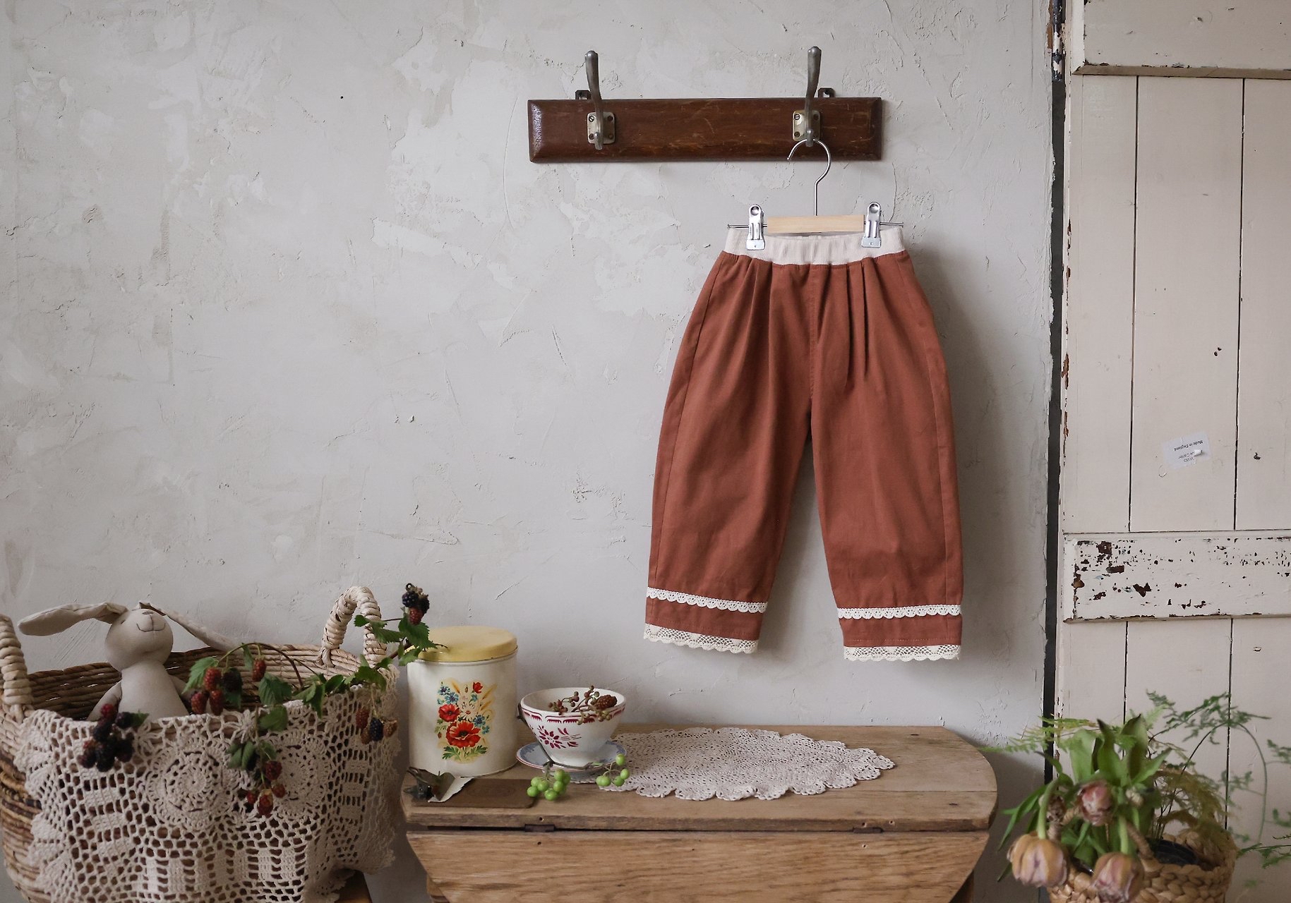 Flo | Peanut Pants