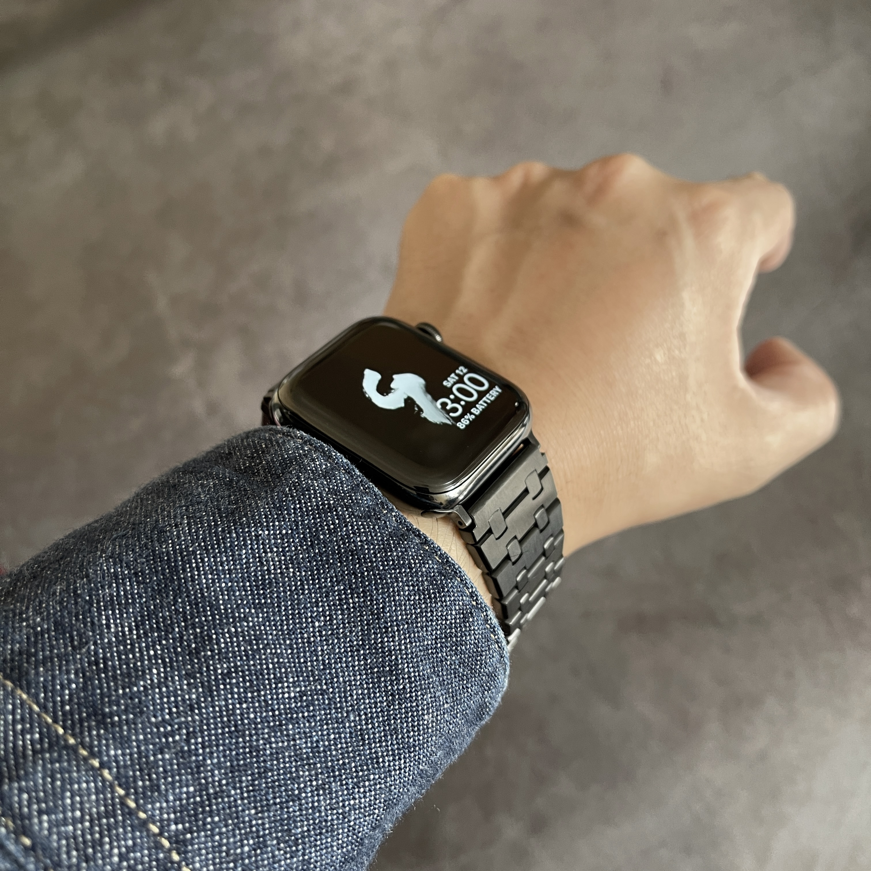 Apple watch black metal strap hot sale